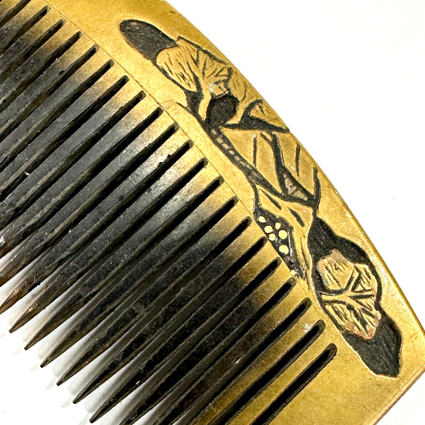 Antique Japanese Geisha Comb Kushi Hairpiece Kanzashi Gold Makie Hut w/ Pines 3.5"