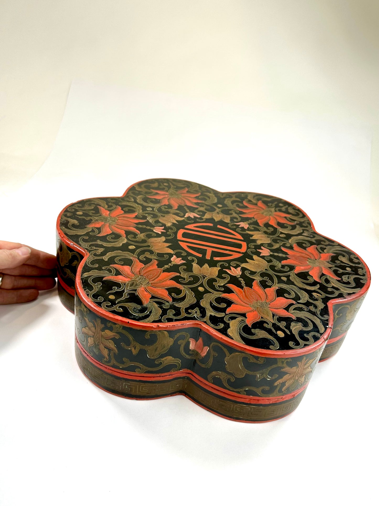 Antique Chinese Lacquer Wooden Box w/ 7 Bowls Floral Arabesque