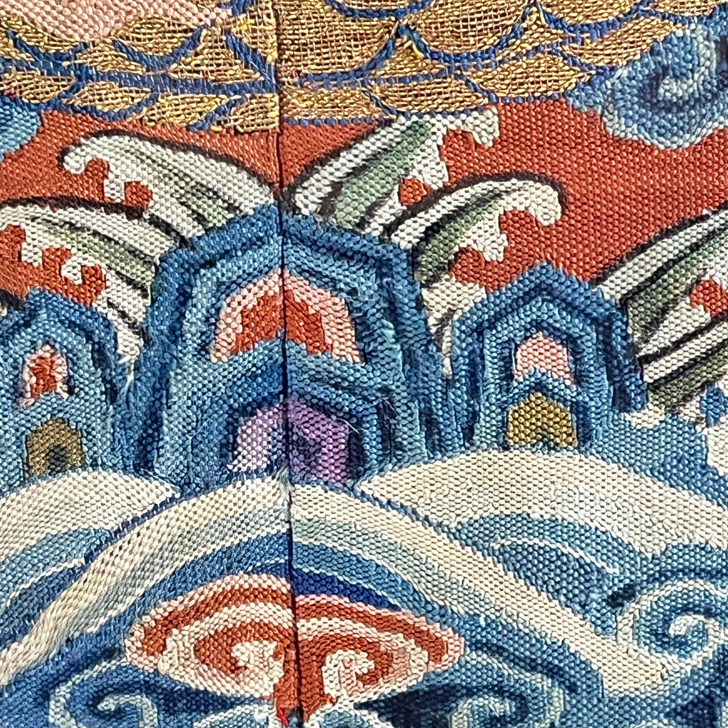 Framed Chinese Silk Wedding Emboidery Roundel (c.1900) 22"