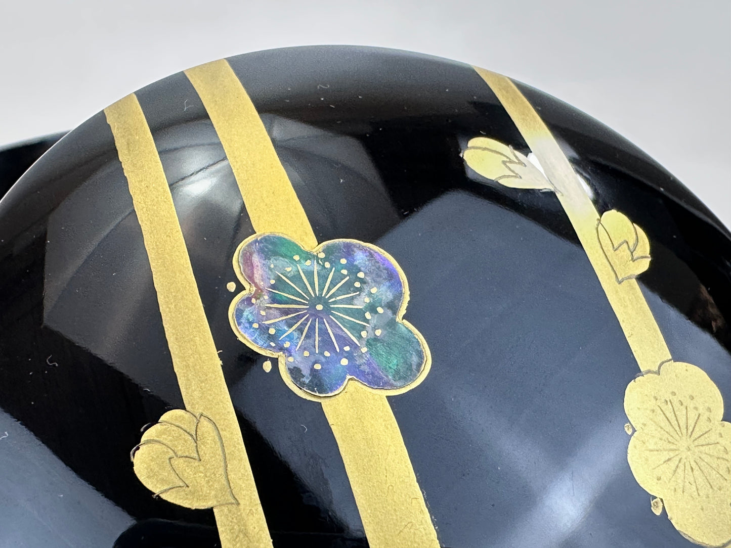 Vintage Japanese Black Lacquer Usuki w/ Gold Maki-e Plum Blossoms Motif Chaki