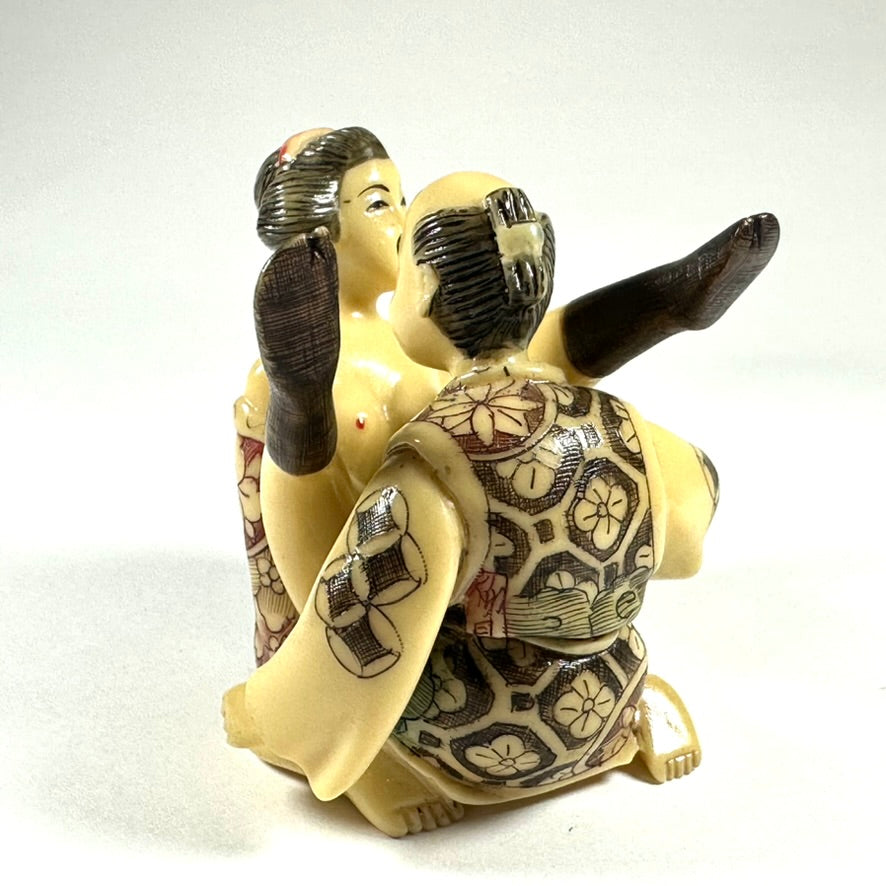 Vintage Japanese Shunga Erotic Figurine Couple Faux-Ivery Resin Hand Painted Showa d