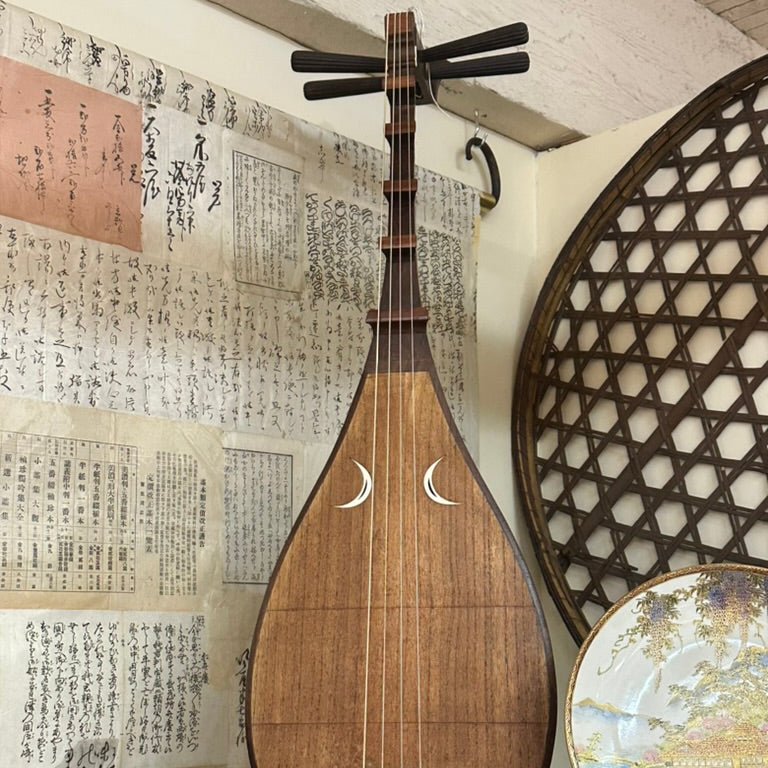 Vintage Japanese Chikuzen Biwa 4-String Kiri Wood Lute Moon Inlay 39″L