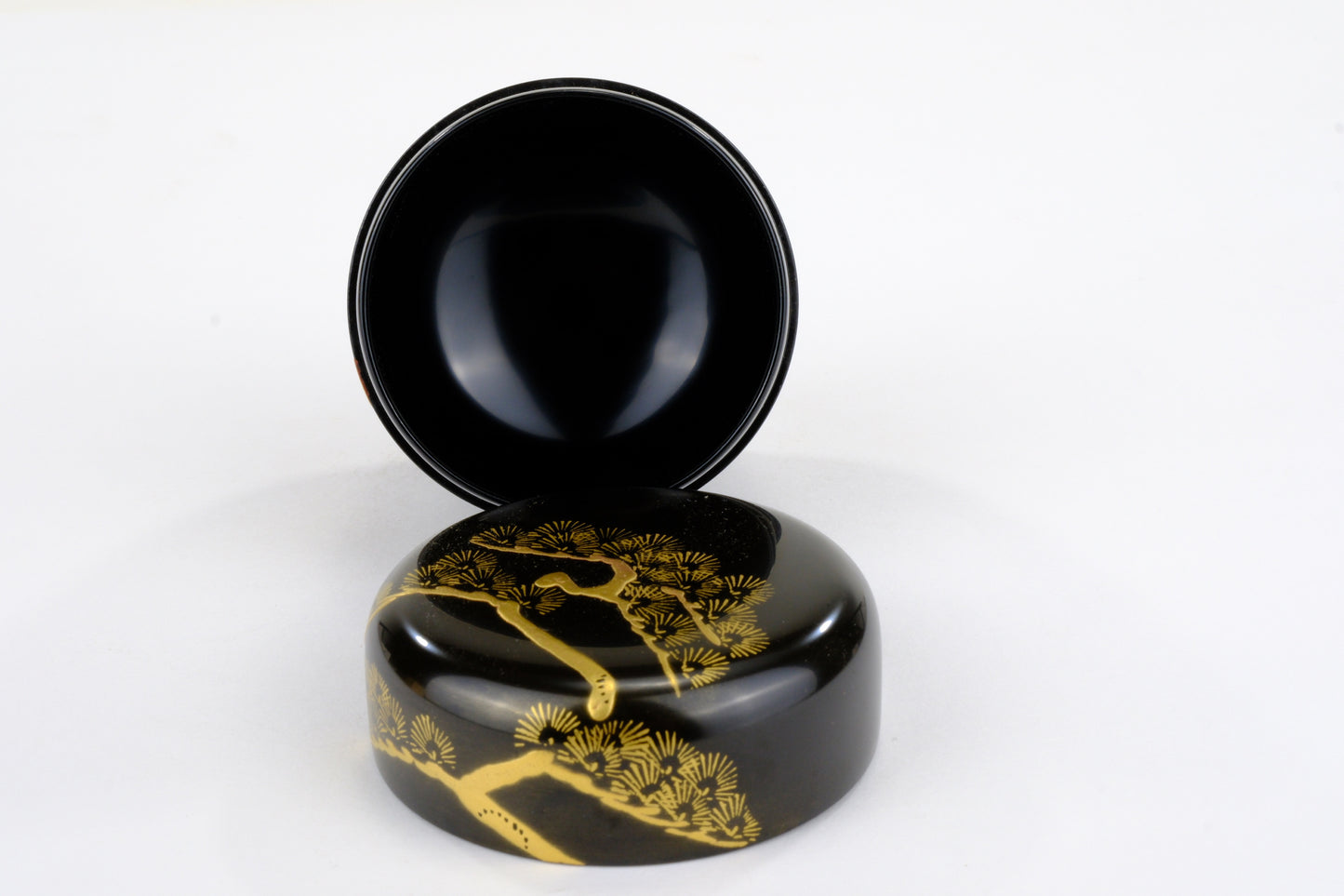 Japanese Tea Ceremony Natsume Black Lacquer Gold Makie Pine Tree