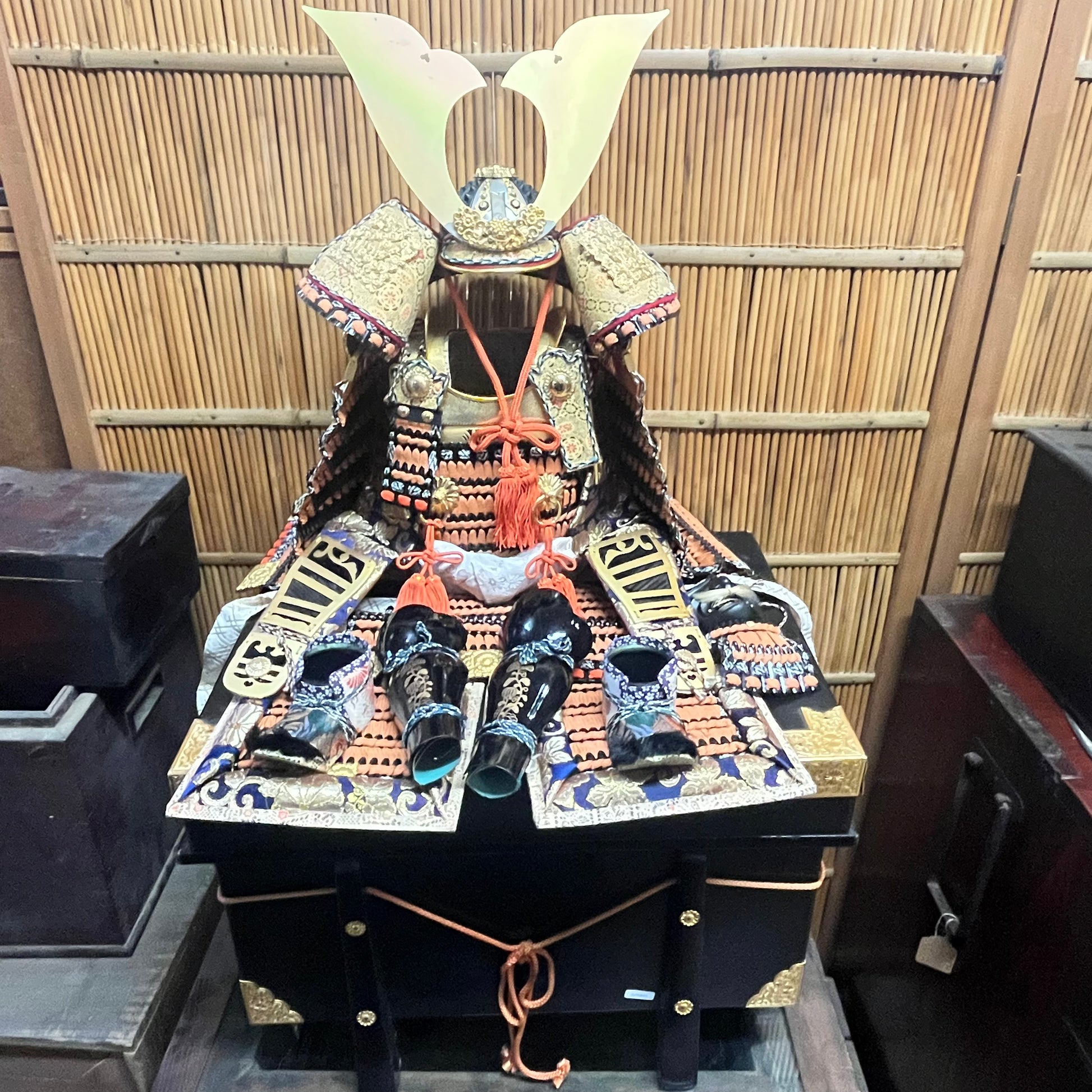 子どもの日 Japanese armor helmets and warrior dolls 子どもの日 子どもの日 Japanese armor helmets and warrior dolls 子どもの日
