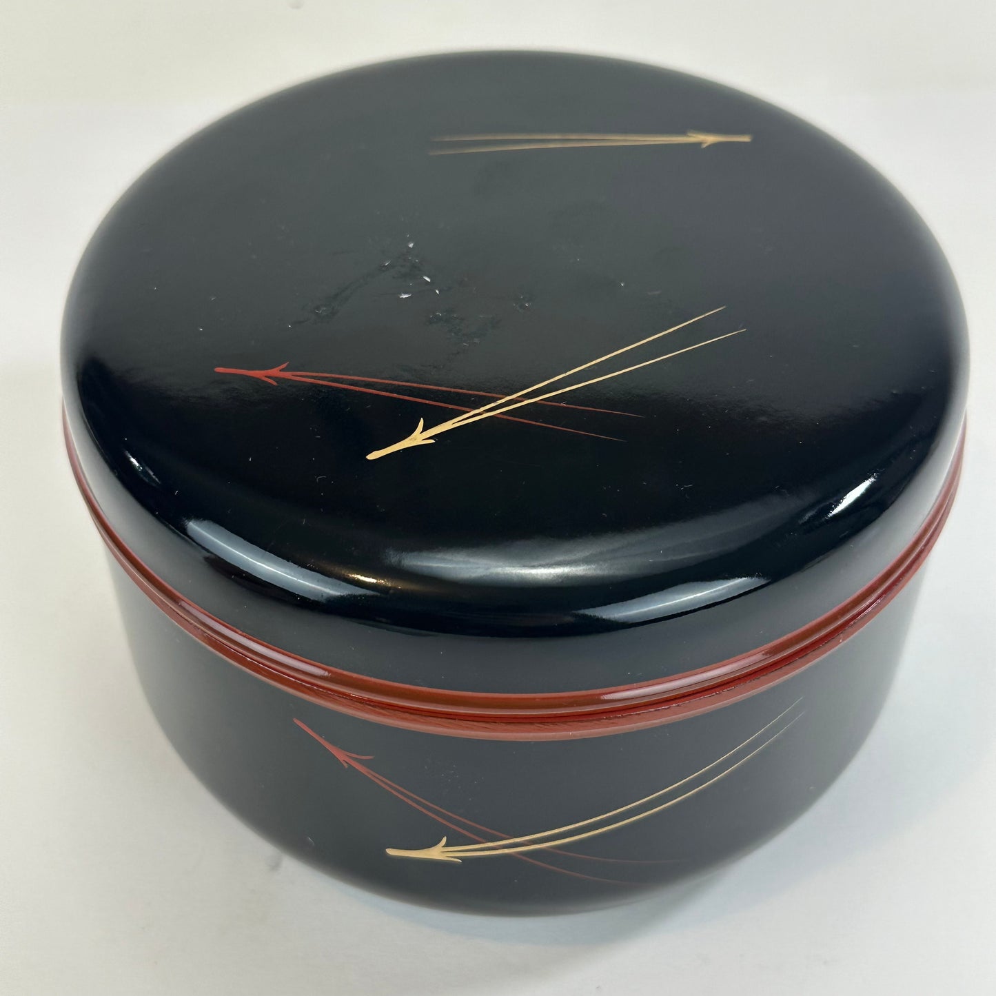 Vintage Japanese Round Red & Black Lacquer Lidded Box w/ Pine Needle Motif