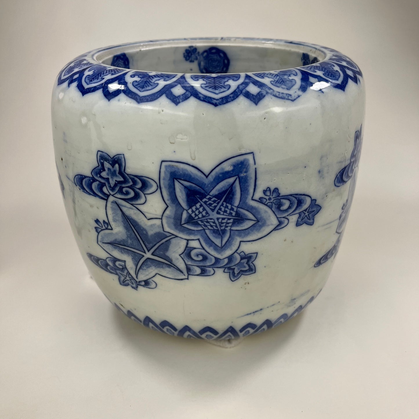 Antique Japanese Meiji Era Ceramic Blue & White Hibachi Brazier Flower motif 8”