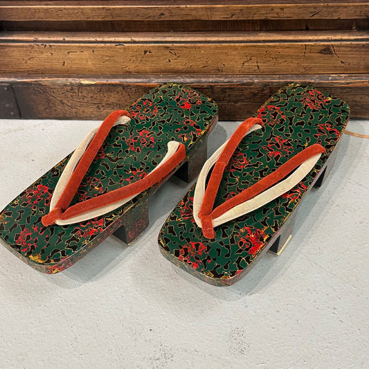 Antique Japanese Lacquered Nurigeta Marbled Lacquer Velvet Straps Pair 9"L