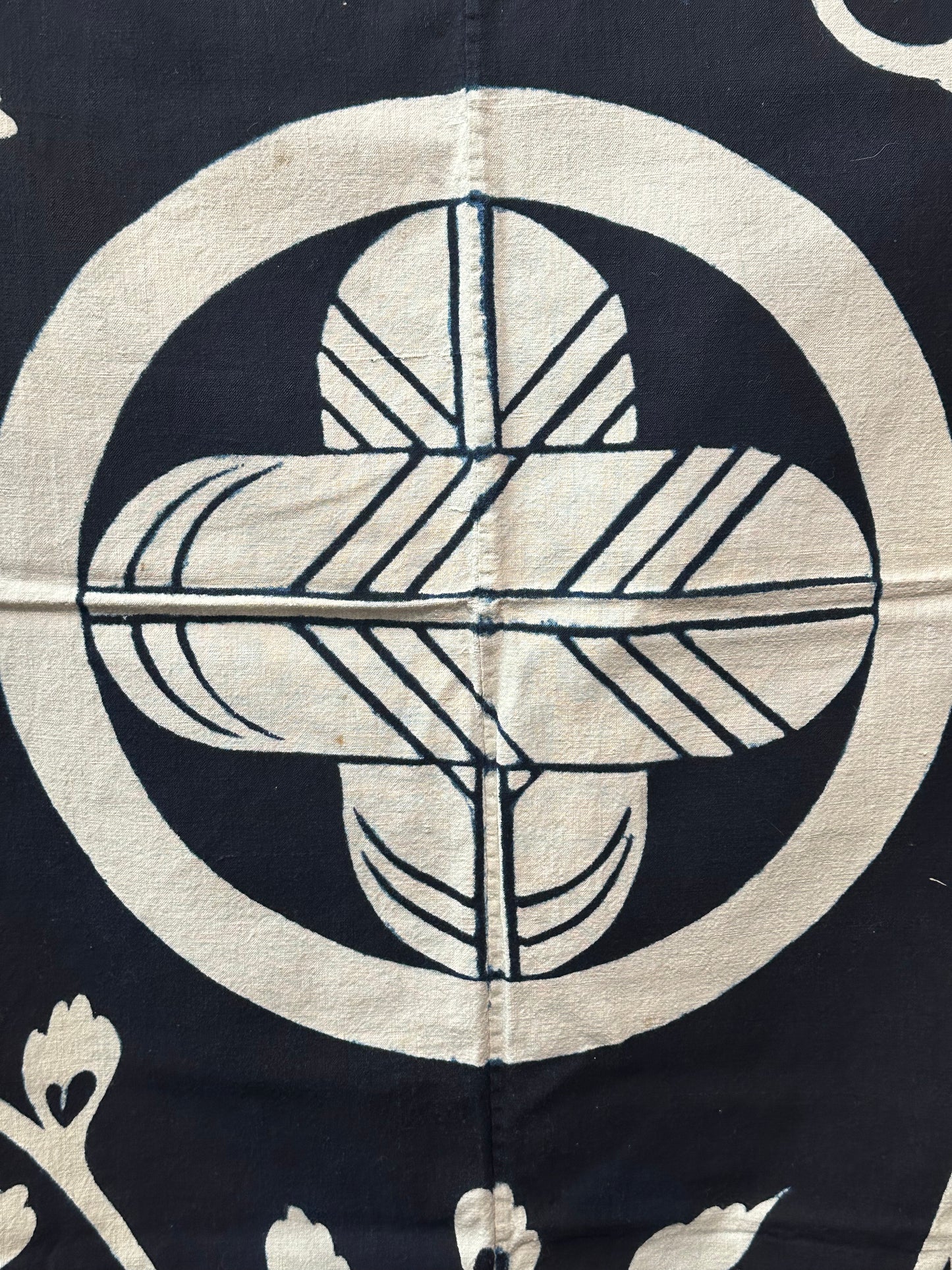 Antique Japanese 19th Century Textile Cross Feather Mon - Tsutsugaki 57"x53”