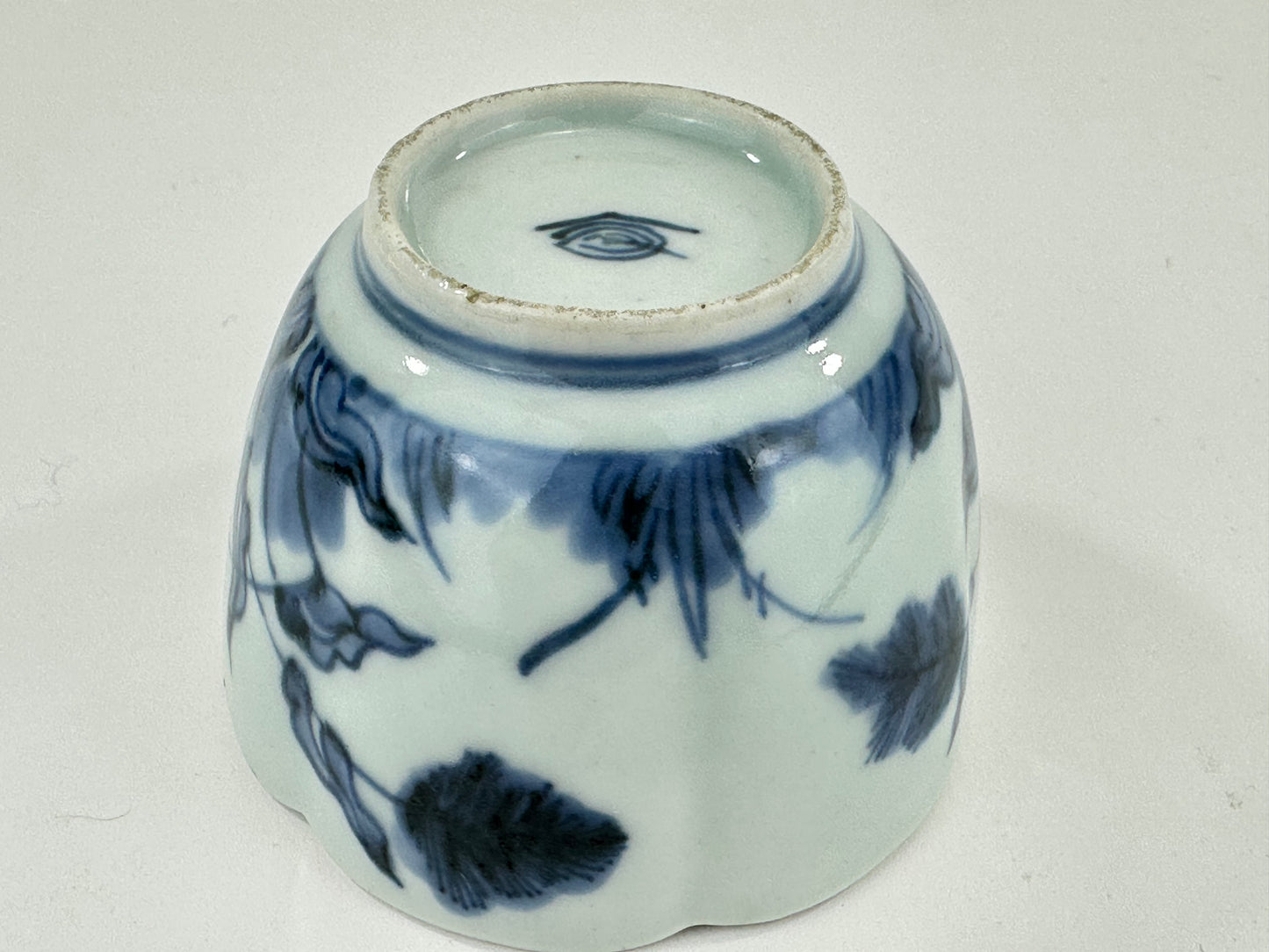 Japanese Edo Period c1850's Arita Blue & White Flower Teacup Hand Painted Hairline 3"W