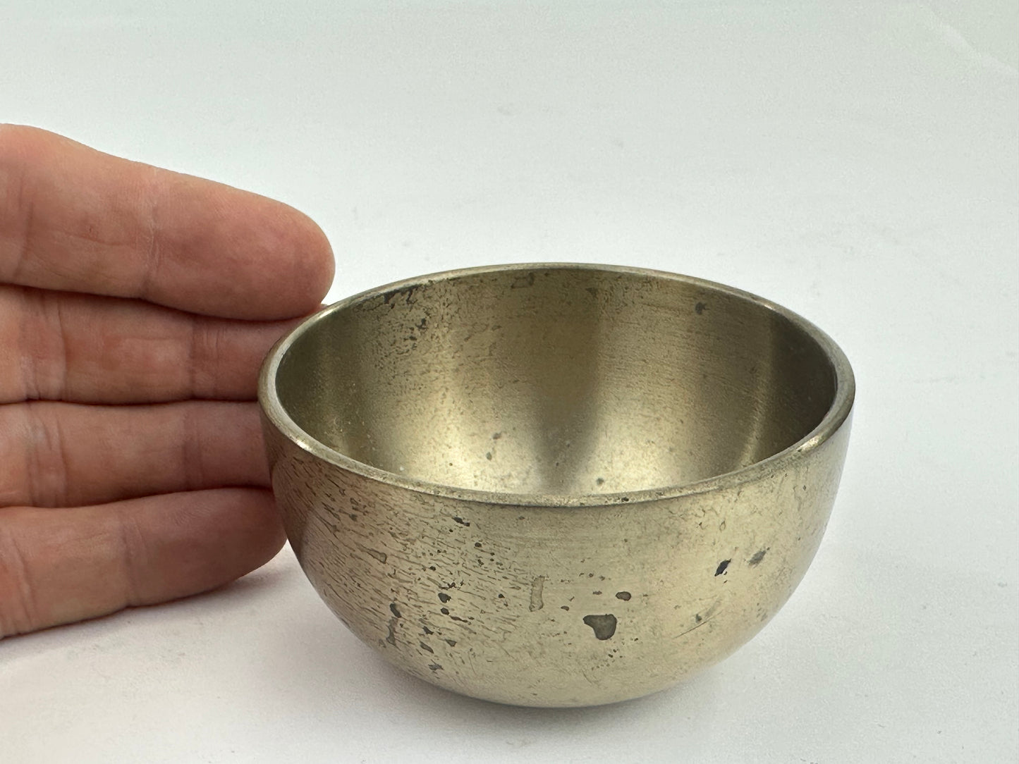 Vintage Japanese Hand-Forged Singing Bowl Meditation Bright Tone 3"W