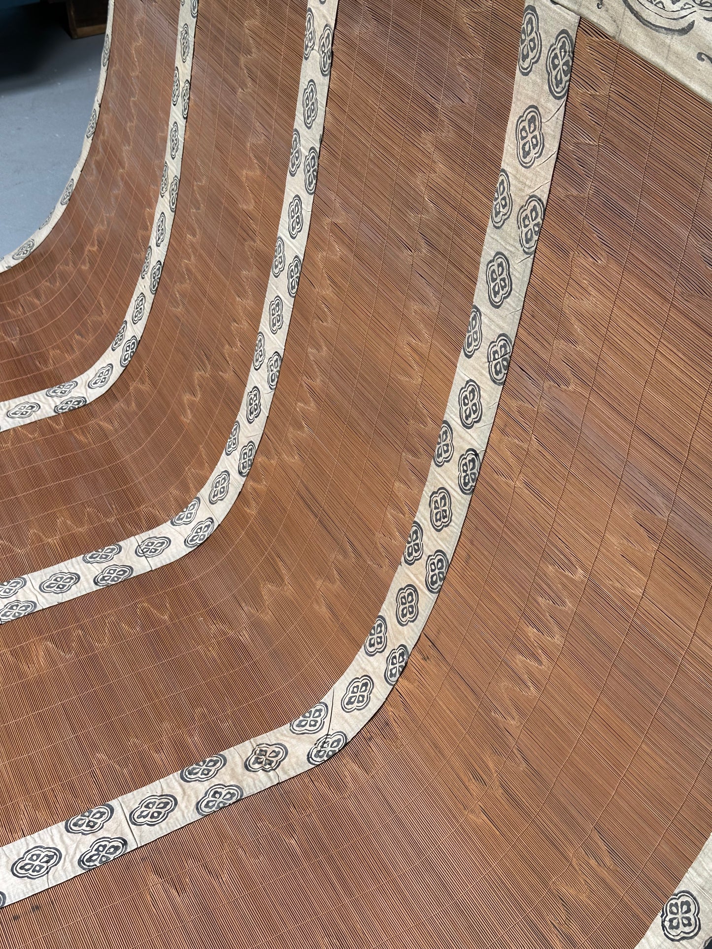 Antique Japanese Late Meiji Sudare Bamboo Screen Kamon Textile Borders 72"W