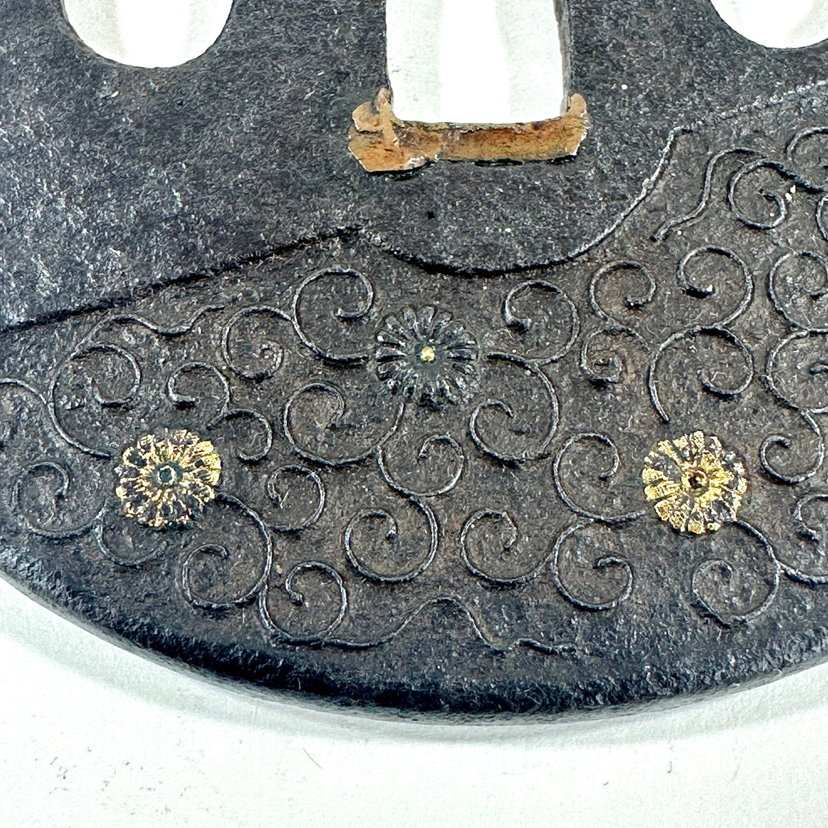 Antique Japanese Iron Tsuba Karakusa Gold Zogan Kiku Diagonal Edo Kiri Box 3"dia