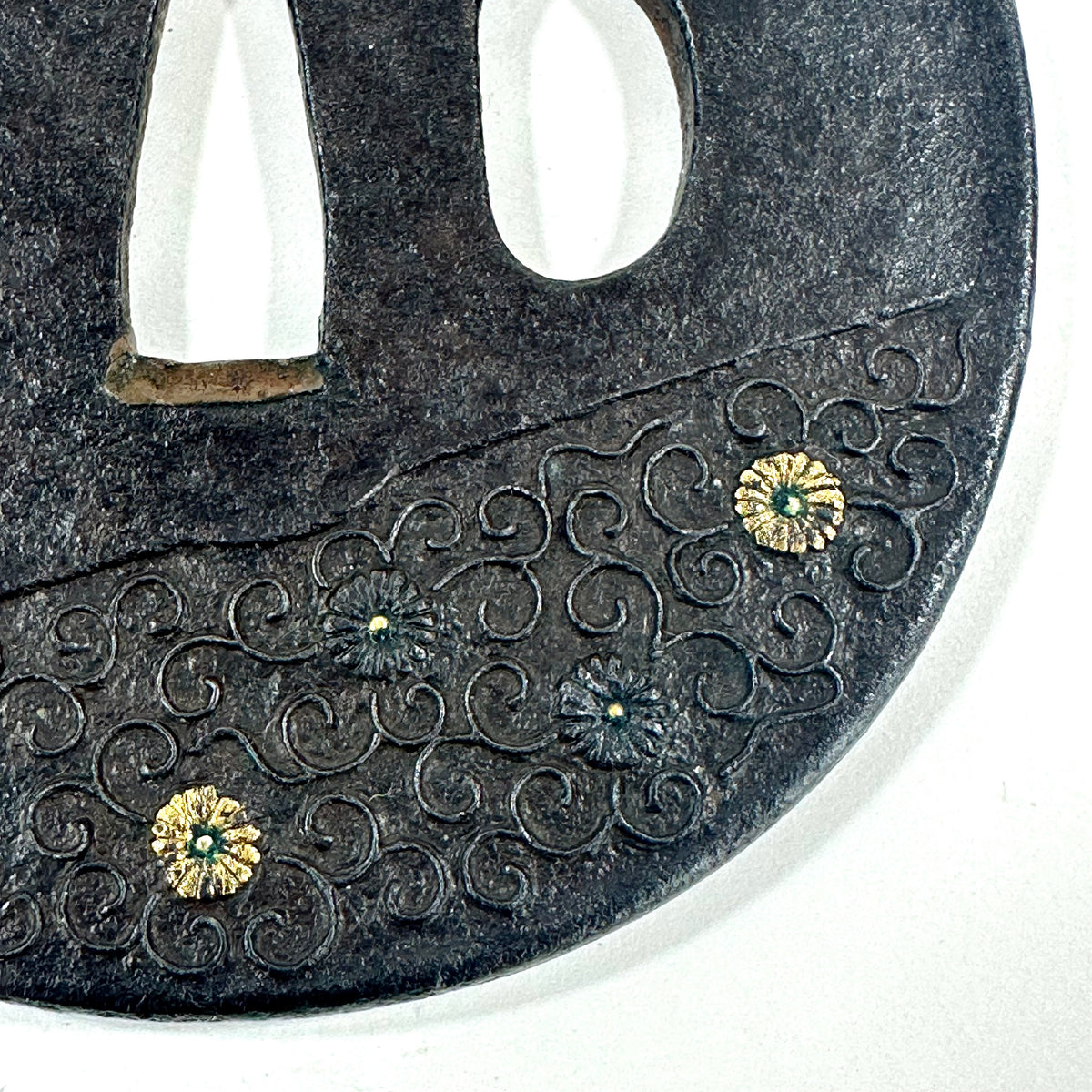 Antique Japanese Iron Tsuba Karakusa Gold Zogan Kiku Diagonal Edo Kiri Box 3"dia