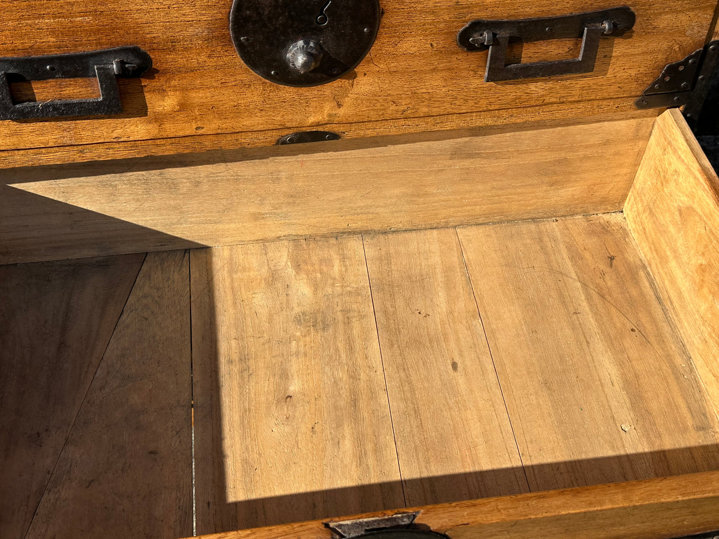 Antique Japanese Meiji Era Kodansu 5 Drawer Kiri Wood Tansu 23"H