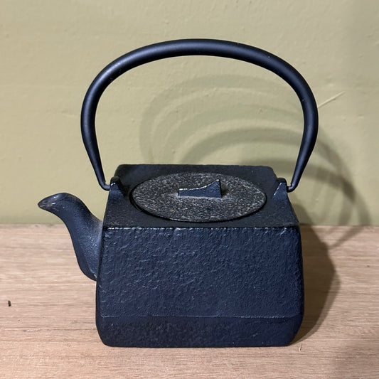 Vintage Japanese Iron Tea Kettle Square Shaped Enameled  Tetsubin 5"