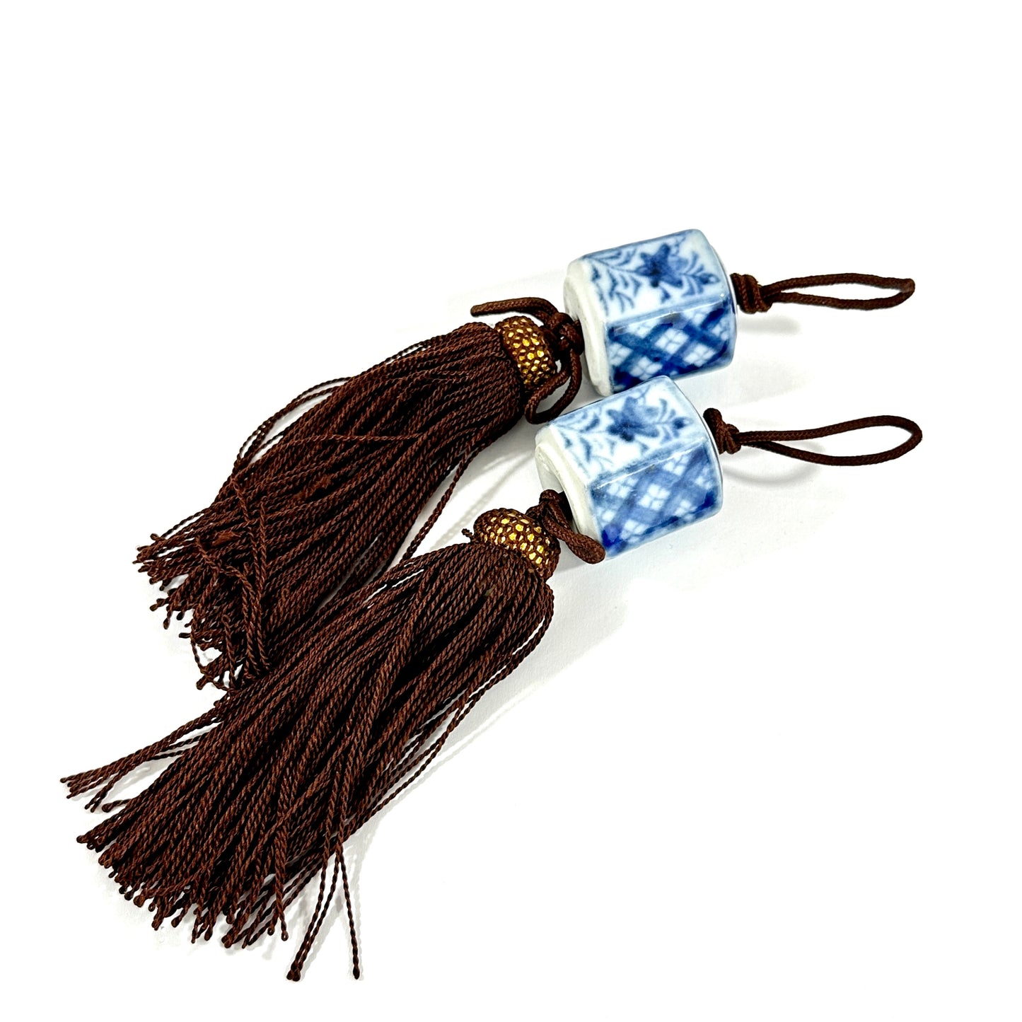 Vintage Japanese Fuchin Scroll Weights Blue White Porcelain Cube Bead Brown Tassel