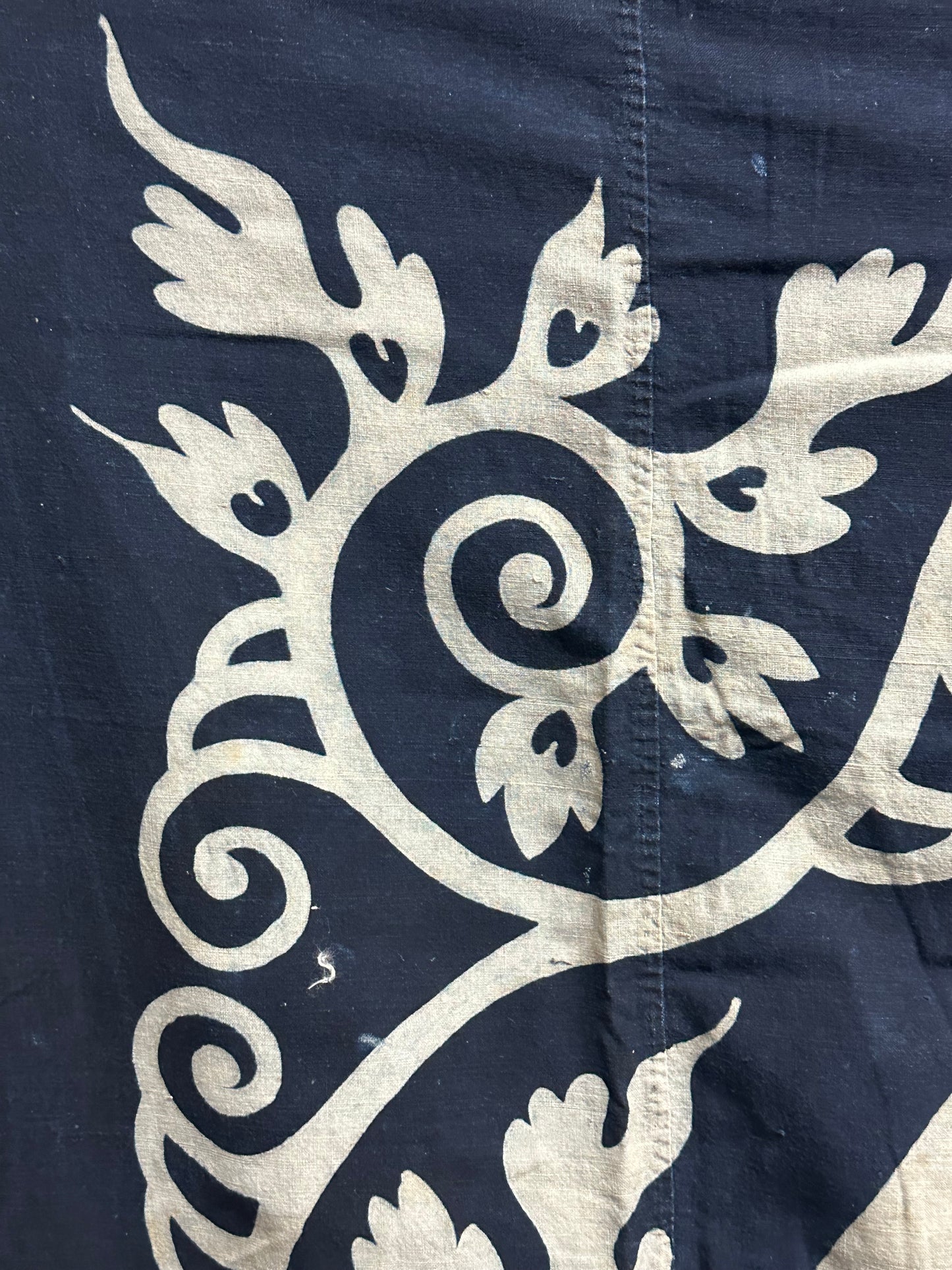 Antique Japanese 19th Century Textile Kamon & Arabesque - Tsutsugaki 53"x52"