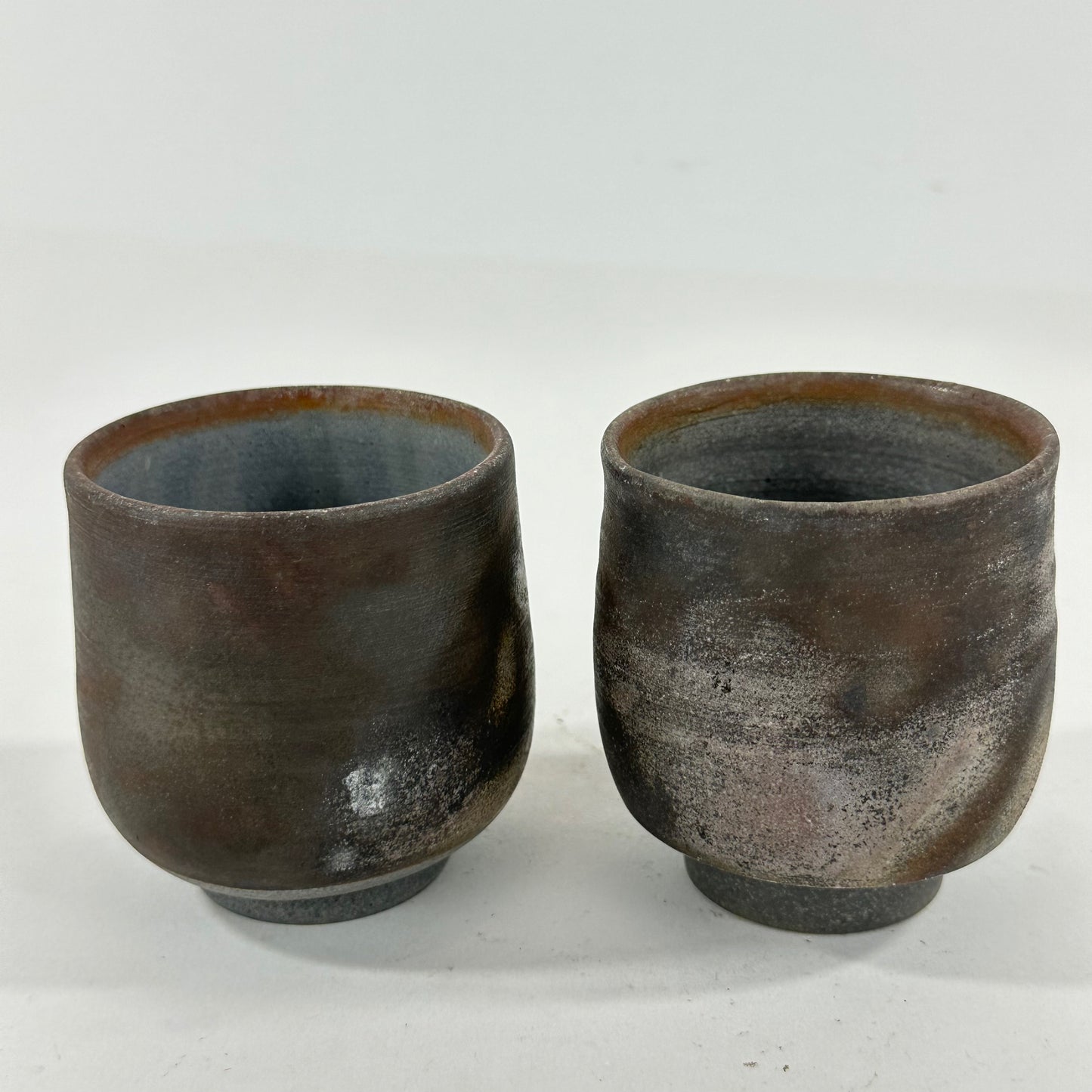 Japanese Bizen Ware Yunomi Tea Cup Pair Wood Fired Hidasuki Goma Ash Glaze Showa 3"H