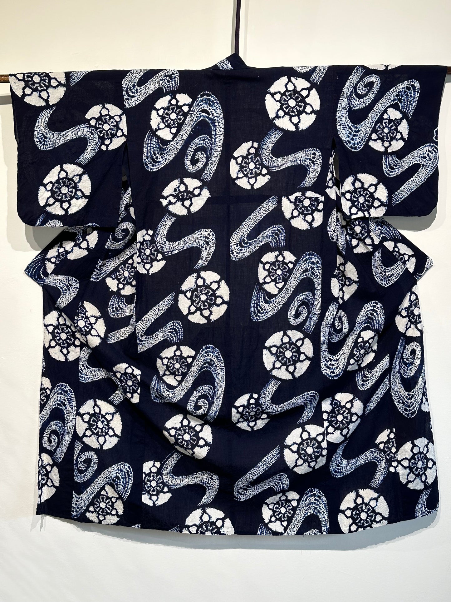 Japanese Cotton Shibori Yukata Kimono Dark Blue Wheel & Stream Arimatsu