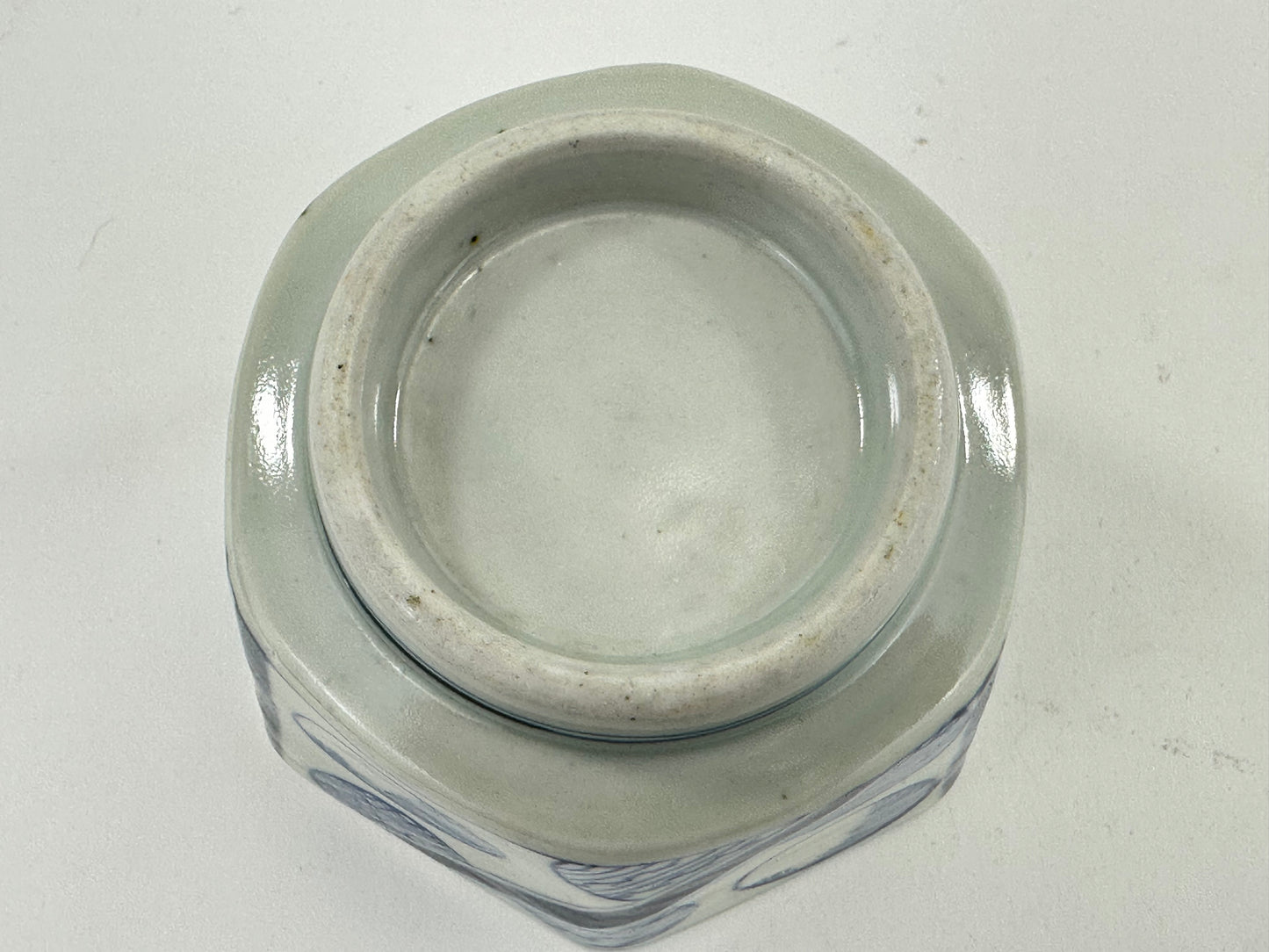 Antique Japanese Arita Imari Blue & White Hexagonal Porcelain Cup 19thC