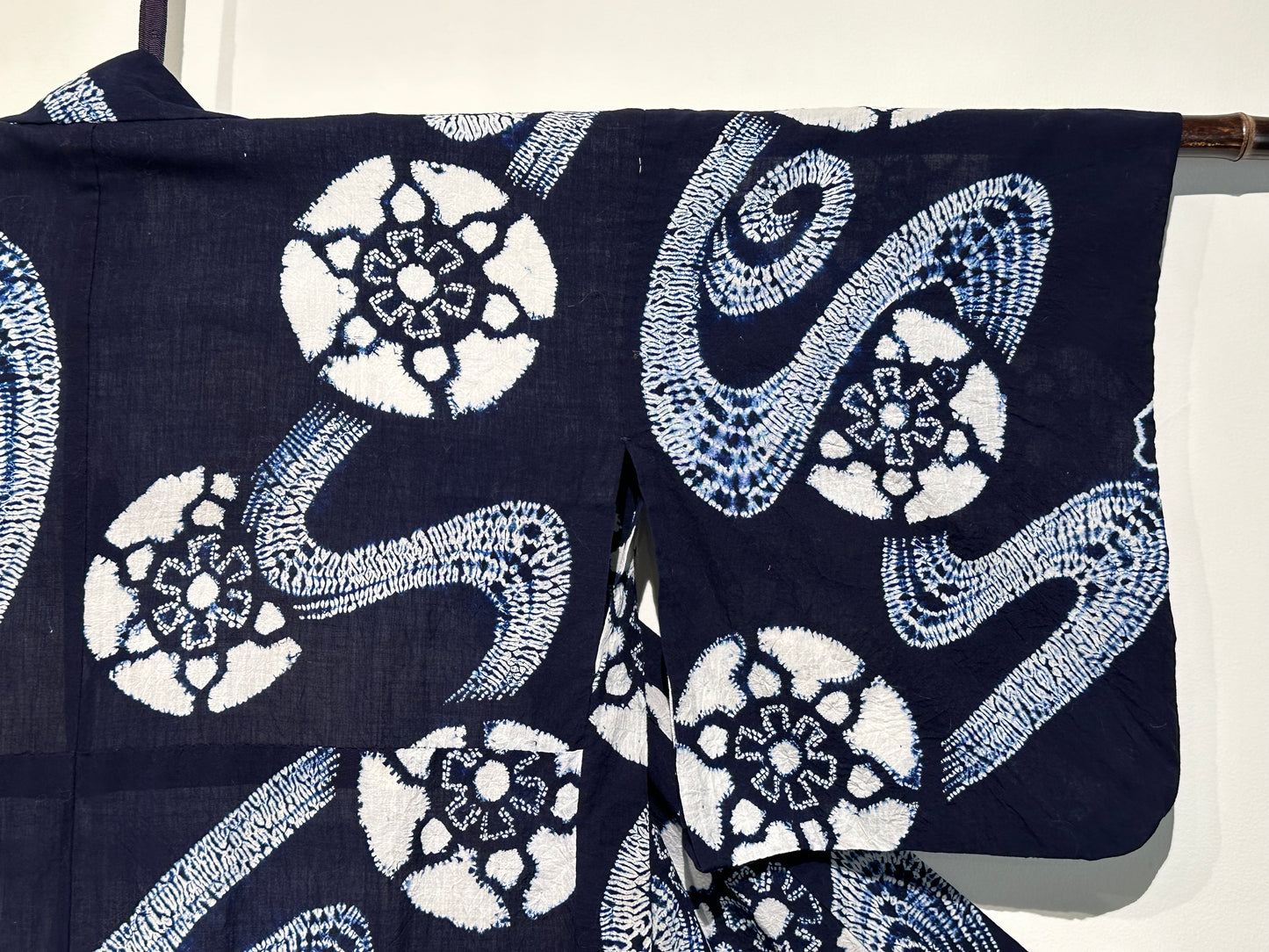 Japanese Cotton Shibori Yukata Kimono Dark Blue Wheel & Stream Arimatsu