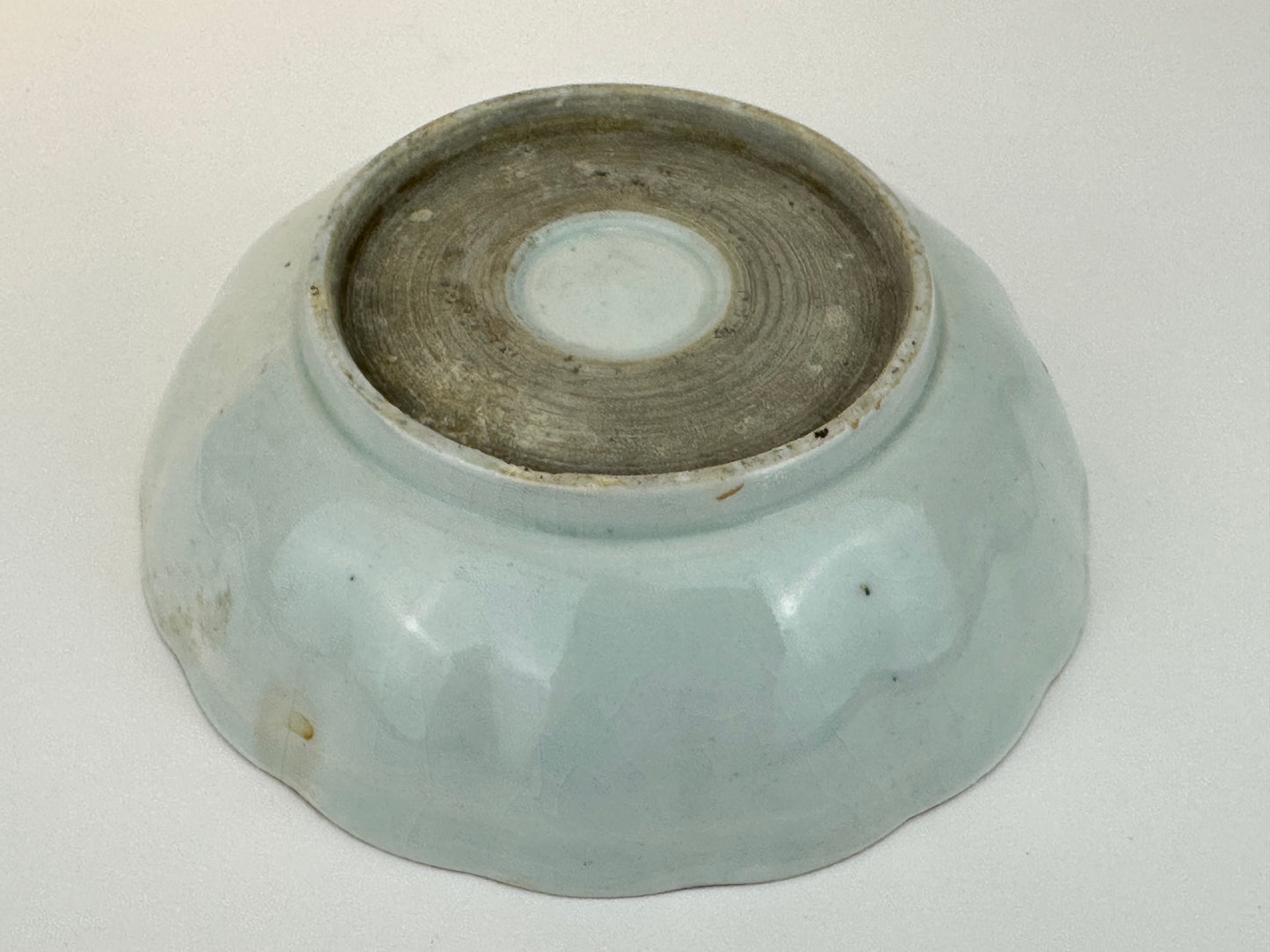 Antique Japanese Imari Scalloped Porcelain Bowl Underglaze Blue Design 6.25"W