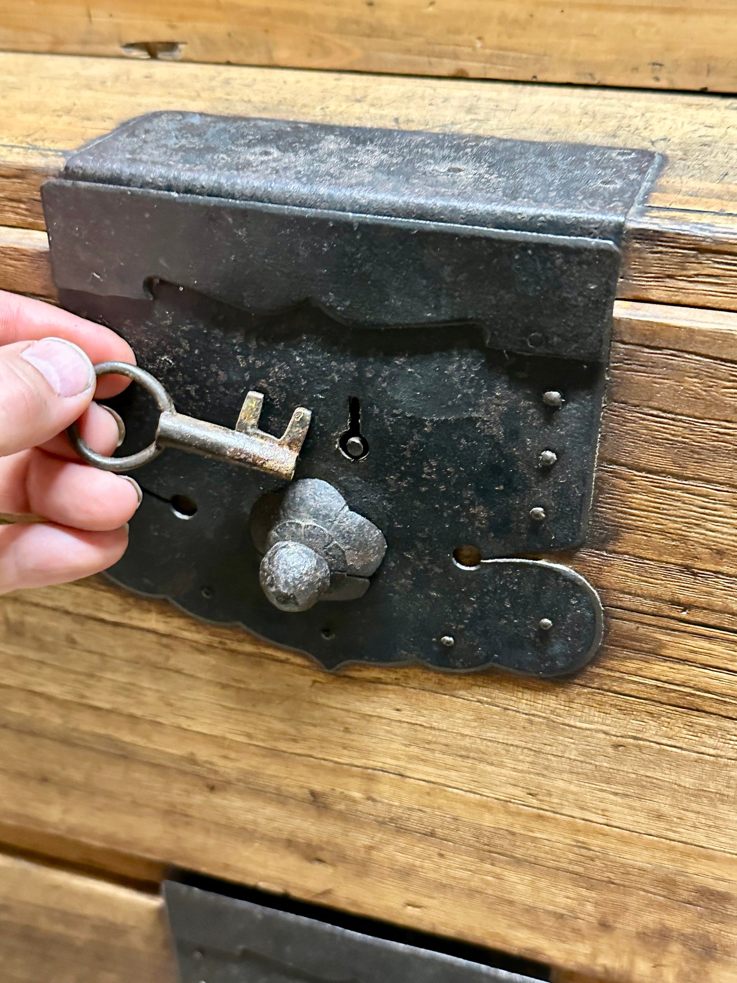 Antique Japanese Edo Era c 1880's Forged Iron Tansu Key 2.25"
