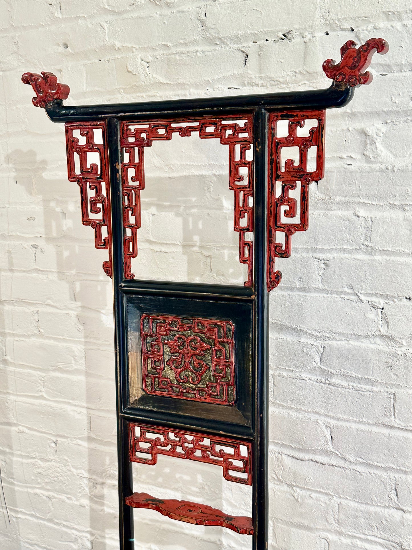 Antique Chinese Qing Dynasty Red & Black Lacquered Hanging Stand 32"