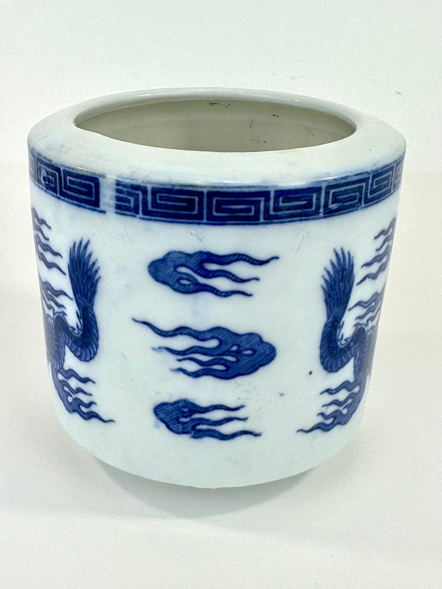 Vintage Chinese Porcelain Blue Dragon Brush Pot Republic Period 4.5"H