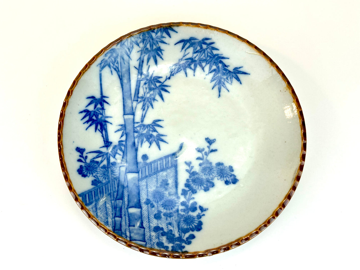 Antique Japanese Imari Blue & White Scalloped Bowl Bamboo Garden Scene 7.25"W