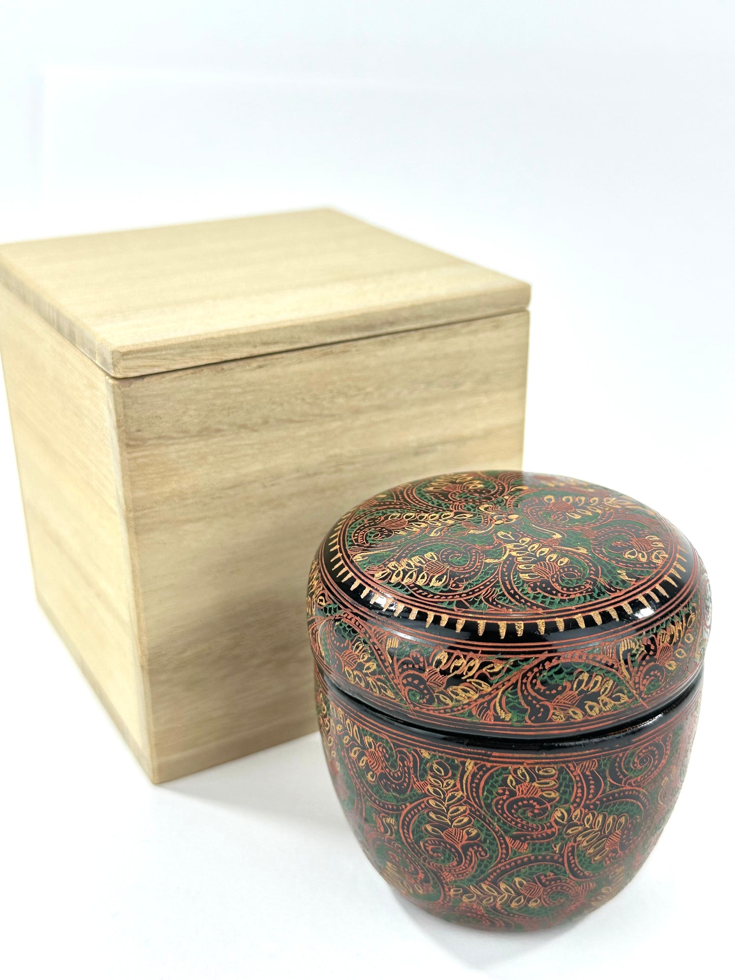Japanese Kinma Lacquer Chu Natsume Floral Scroll Tea Caddy Sanuki Style