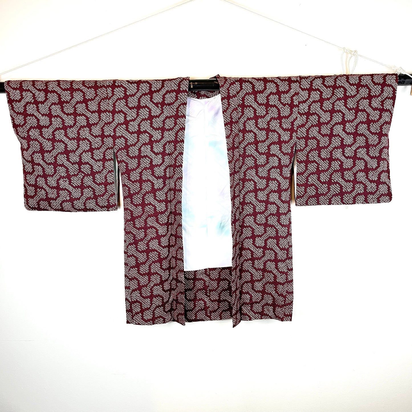 Vintage Japanese Patterned  Silk Haori Coat in Shibori Style Red 35"L