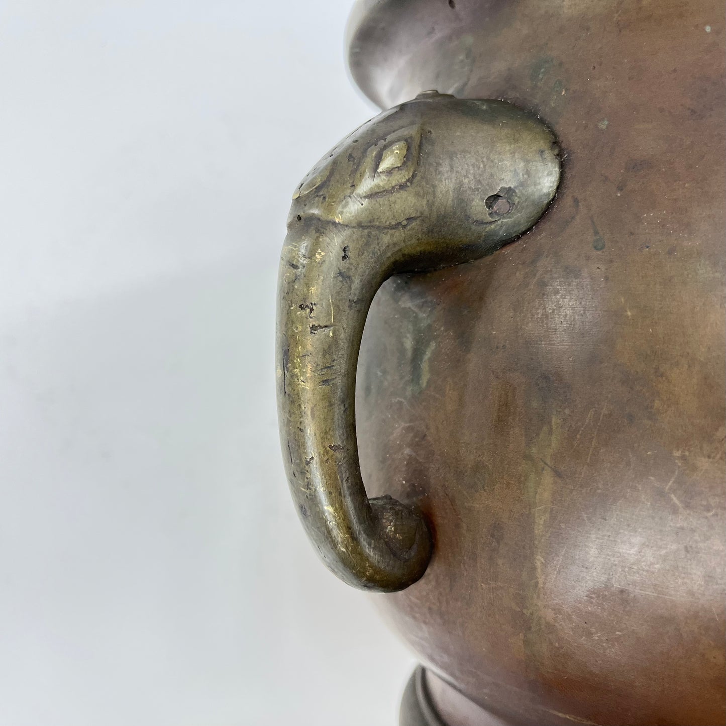 Antique Japanese Edo Style Bronze Hibachi Brazier w/ Elephant Handles and Birds in Relief