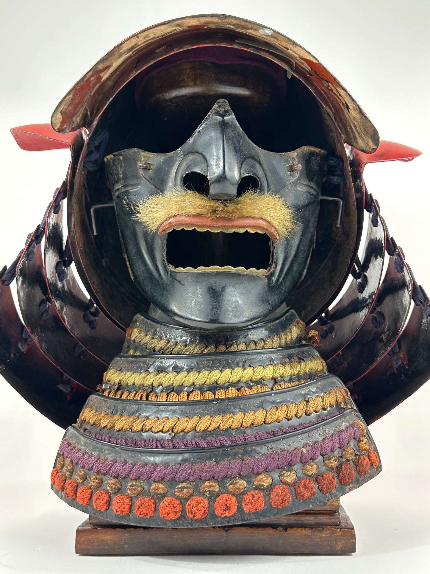 Japanese Edo Period Momonari Kabuto Samurai Helmet Red Lacquer w/ Crescent Moon Maedate LS#157