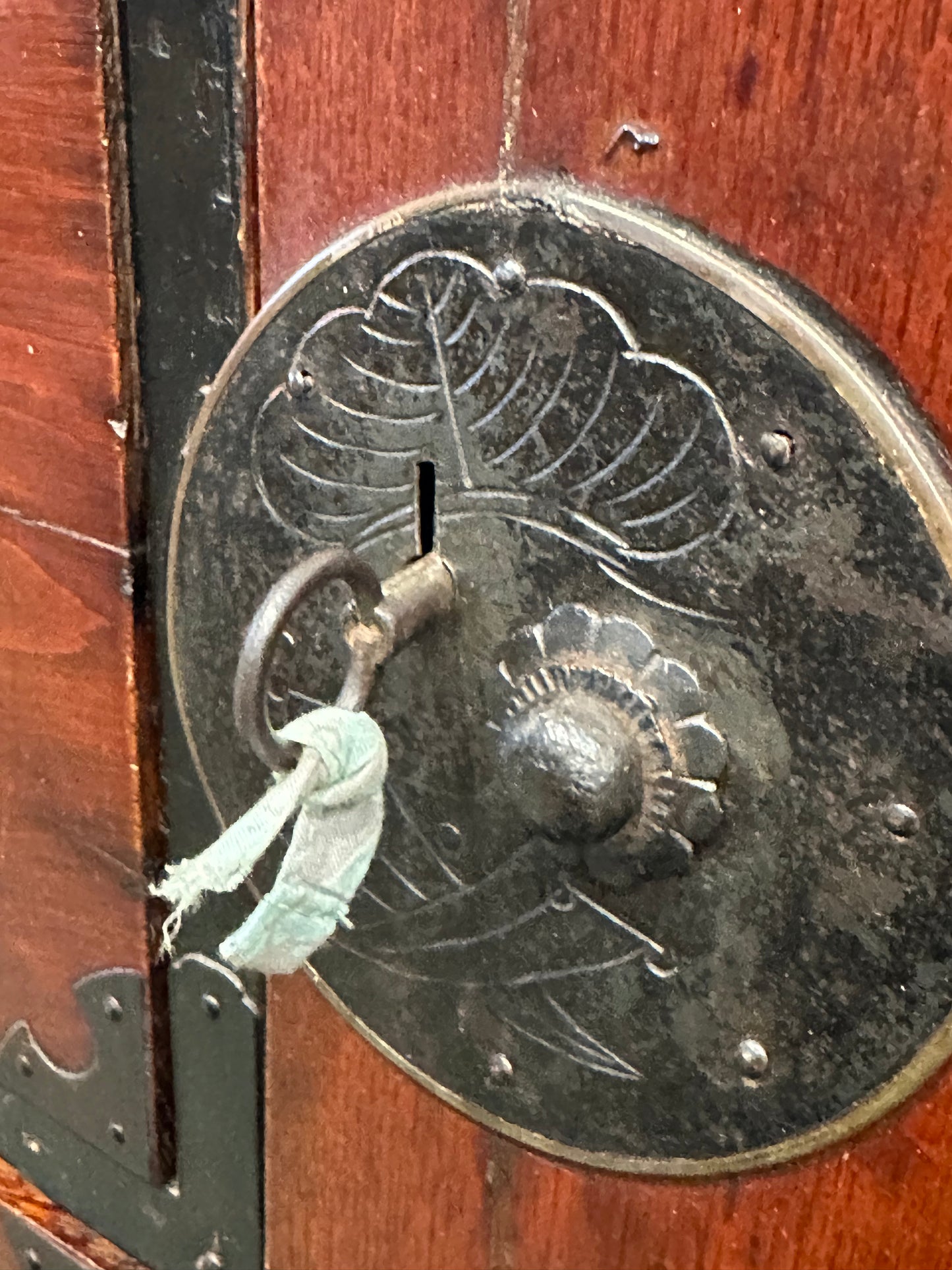 Antique Japanese Meiji Period Ishōdansu Clothing Chest with Safe c1880s LS#126