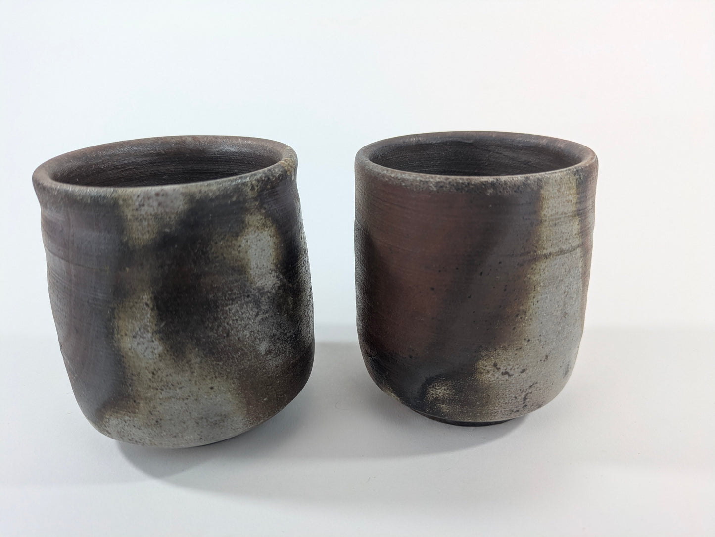 Japanese Bizen Ware Yunomi Tea Cup Pair Wood Fired Hidasuki Goma Ash Glaze Showa 3"H