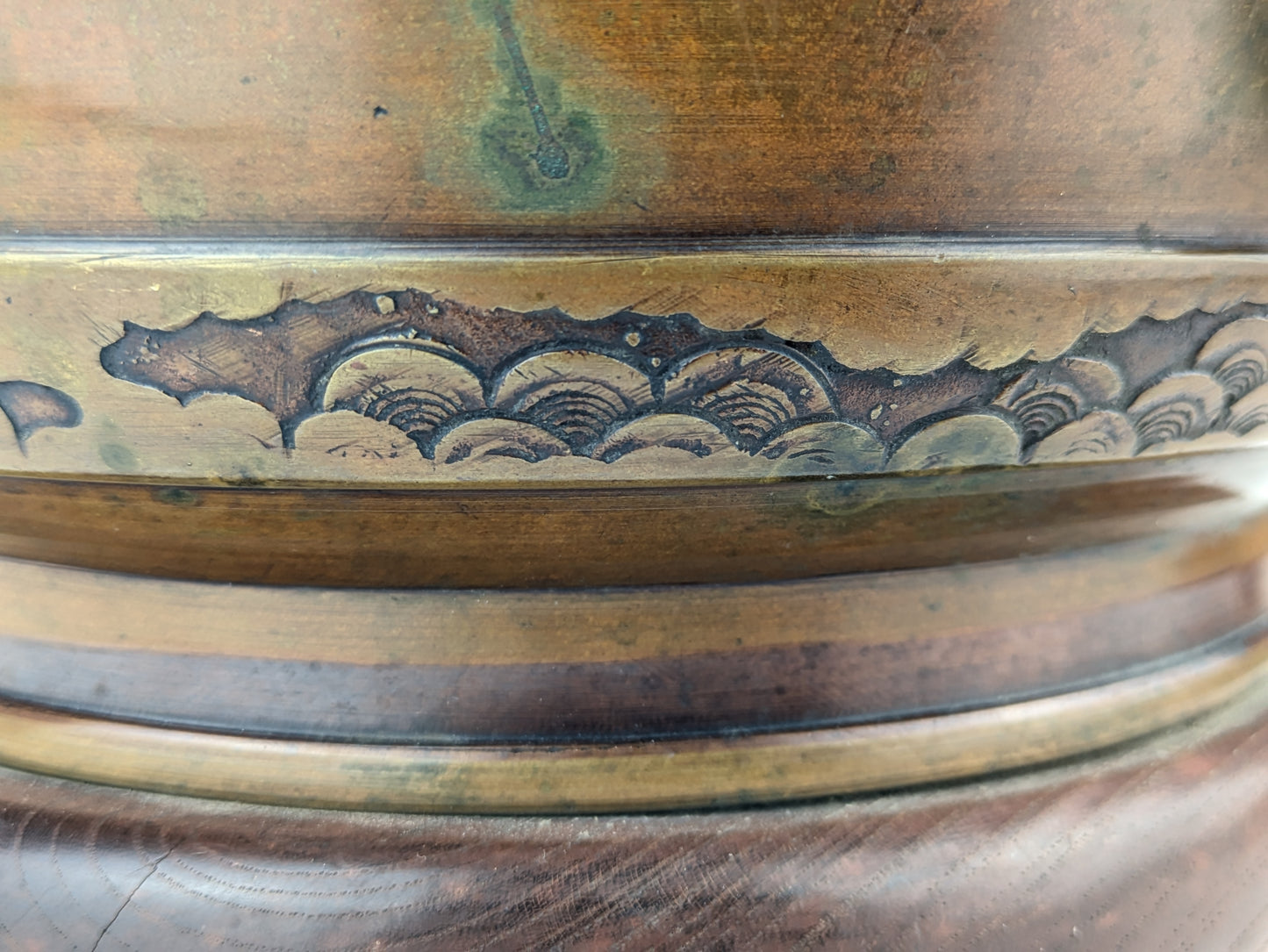 Antique Japanese (c1920) Bronze Hibachi Brazier Animals Dragon Tiger Motif 11"