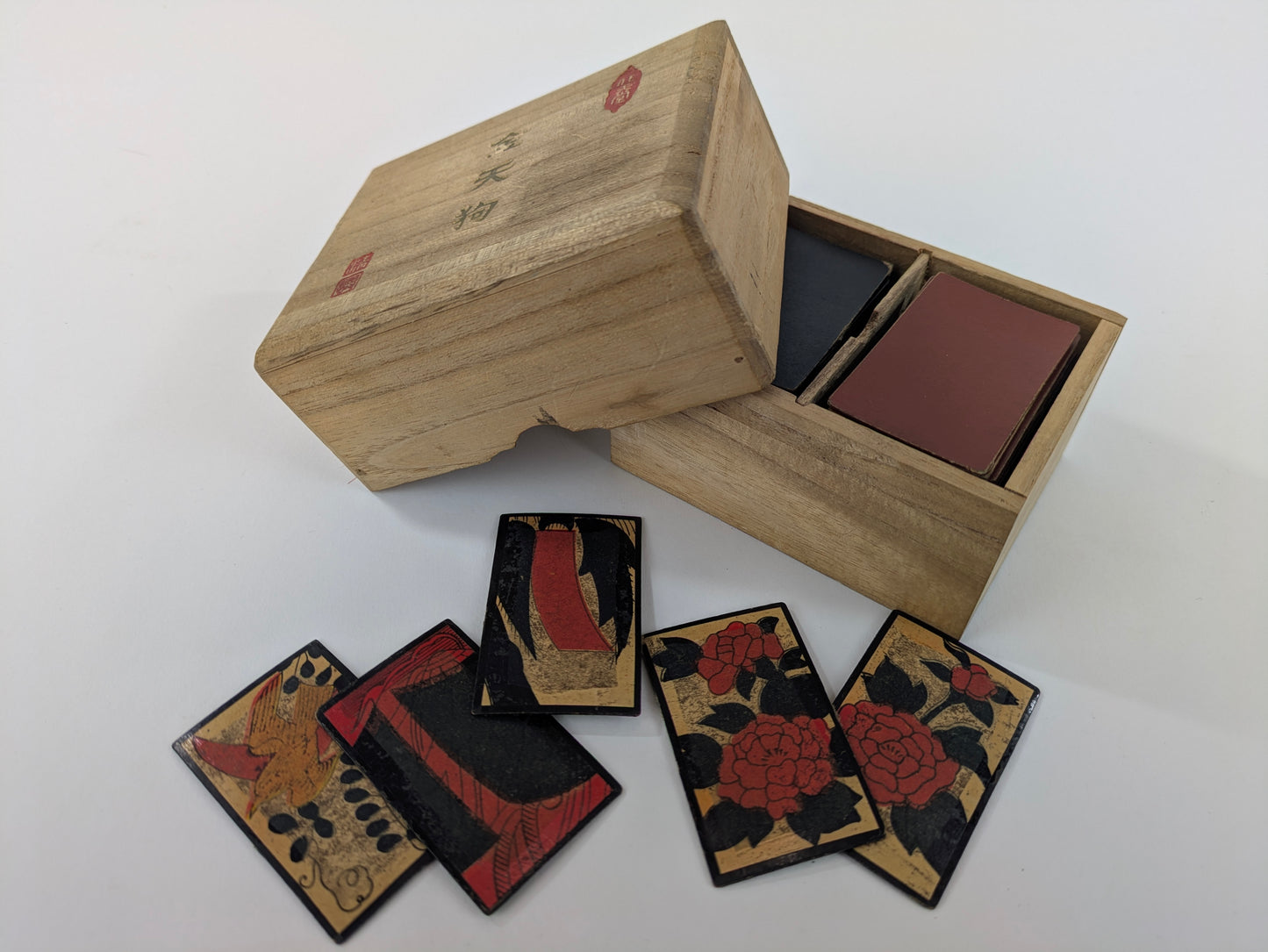 Vintage Compleate Set of Hanafude Cards w/ Kiri Wood Box