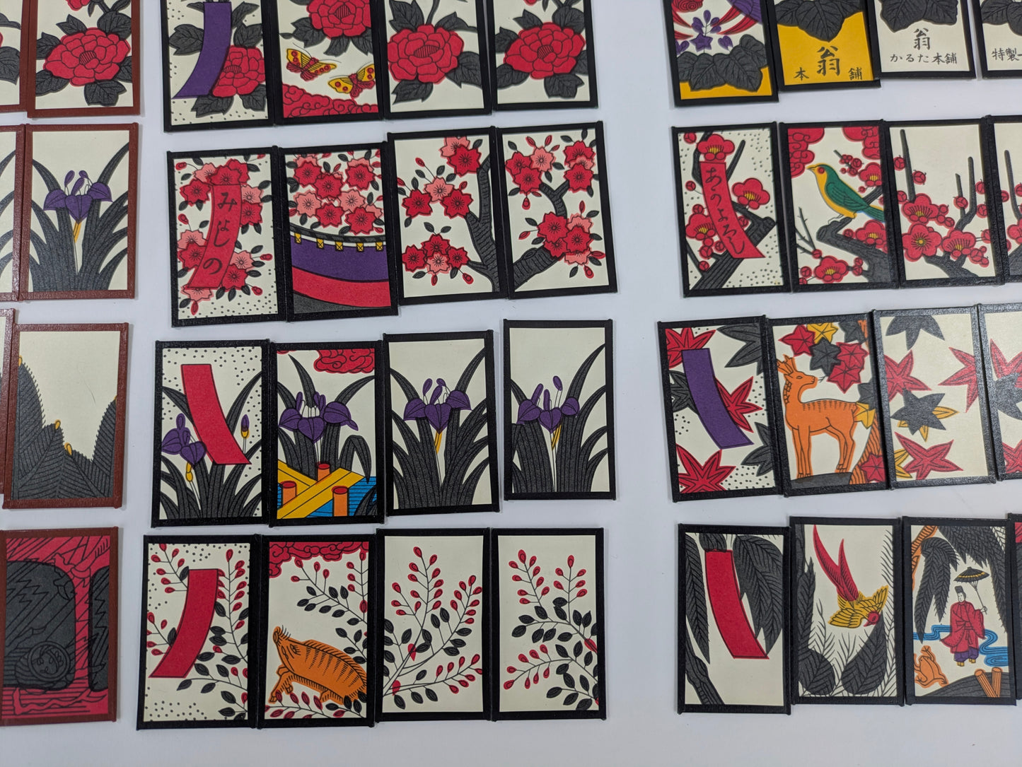 Vintage Compleate Set of Hanafude Cards w/ Kiri Wood Box