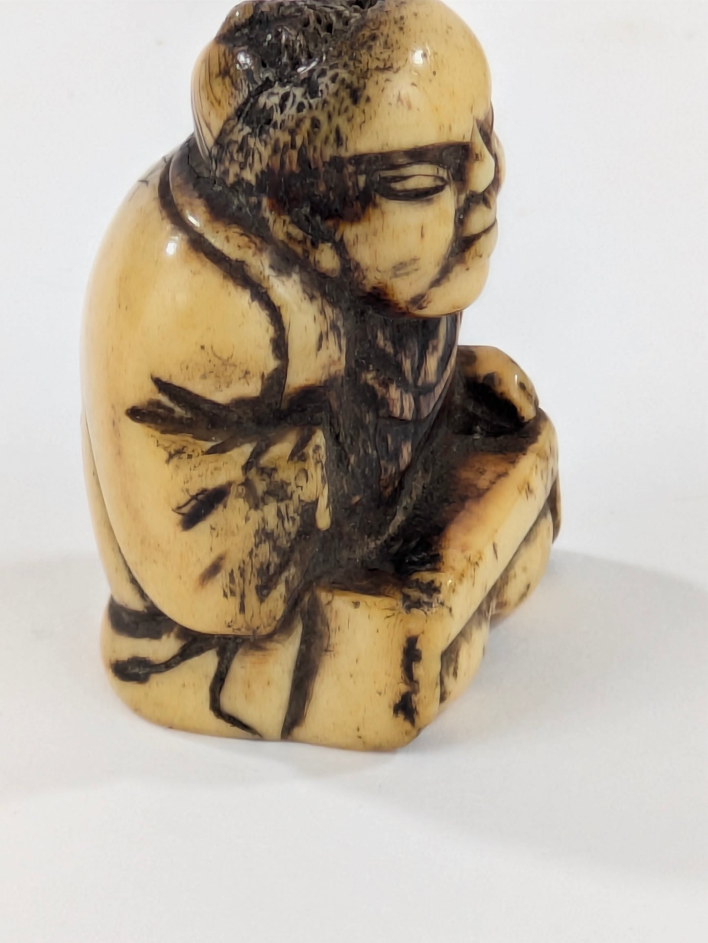 Antique Japanese Edo Period Man Sitting At Writing Desk Netsuke in Antler 1.5"