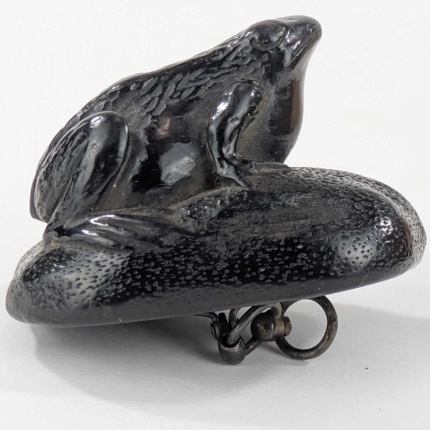 Antique Japanese Signed Blackwood Frog netsuke 2"