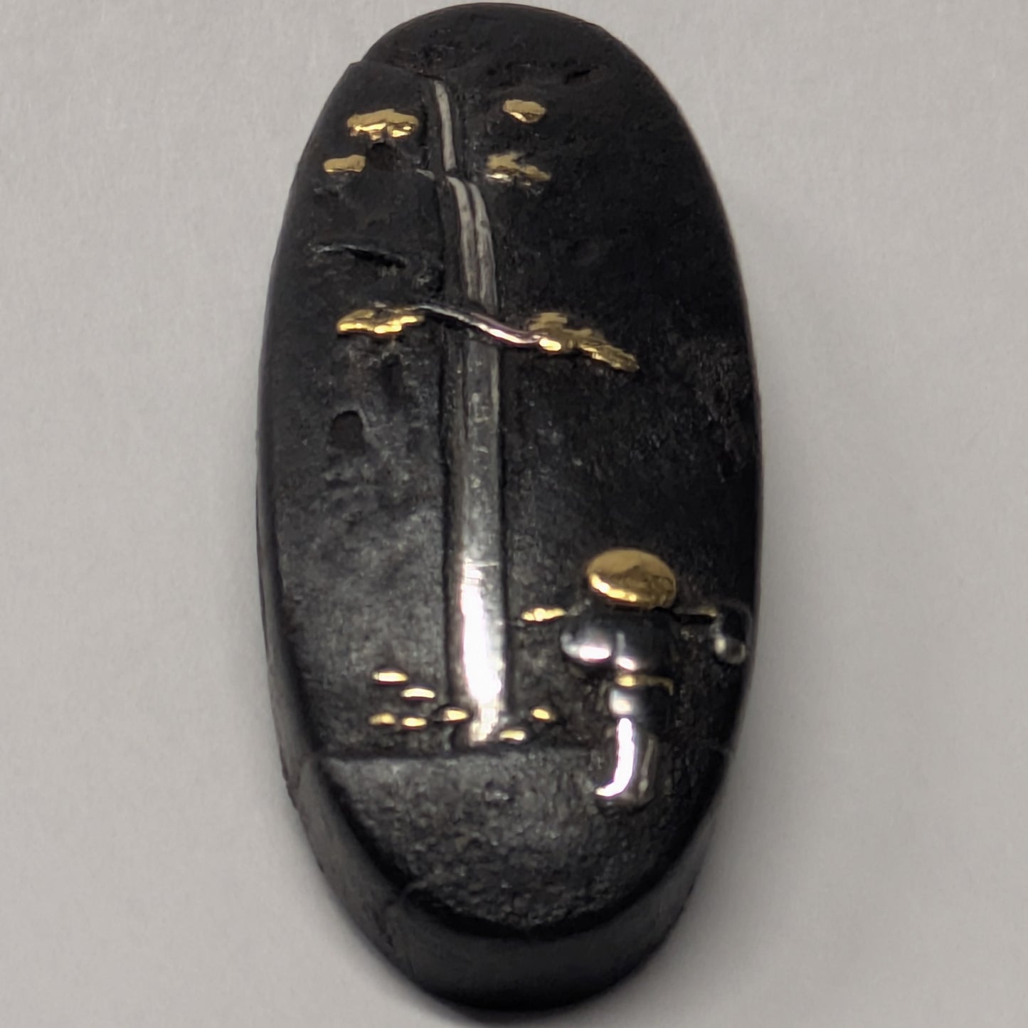 Japanese Mixed Metal Kashira with Farmer and Silver Waterfall, Edo Period, c. 1800–1868,