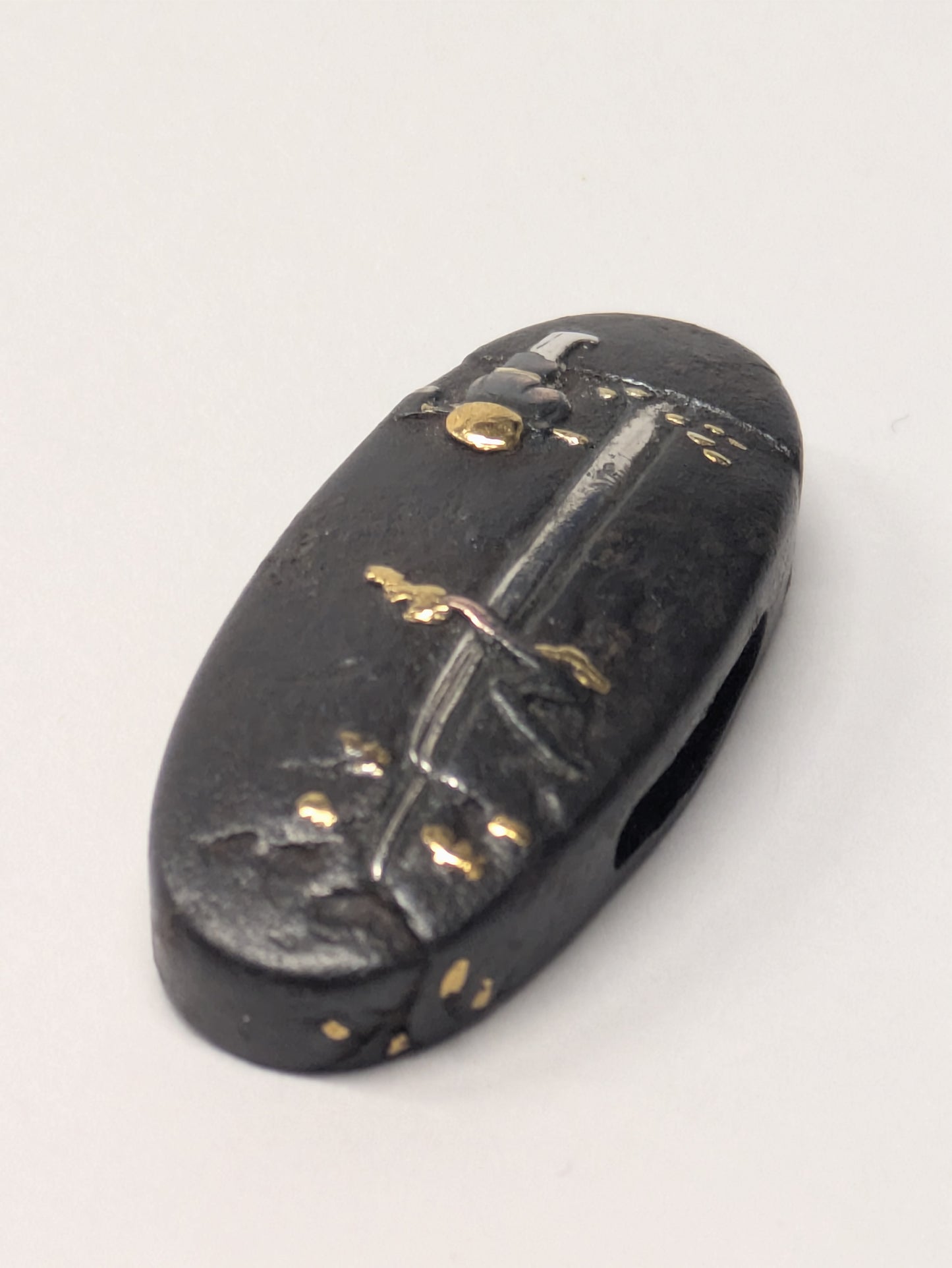 Japanese Mixed Metal Kashira with Farmer and Silver Waterfall, Edo Period, c. 1800–1868,