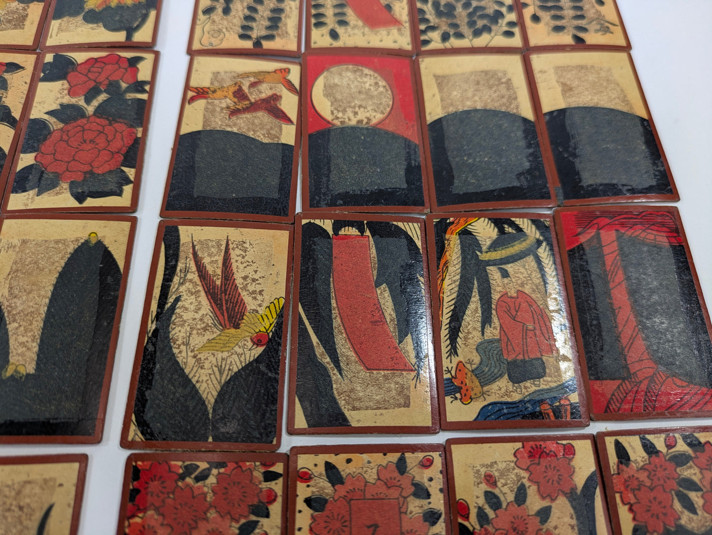 Vintage Compleate Set of Hanafude Cards w/ Kiri Wood Box