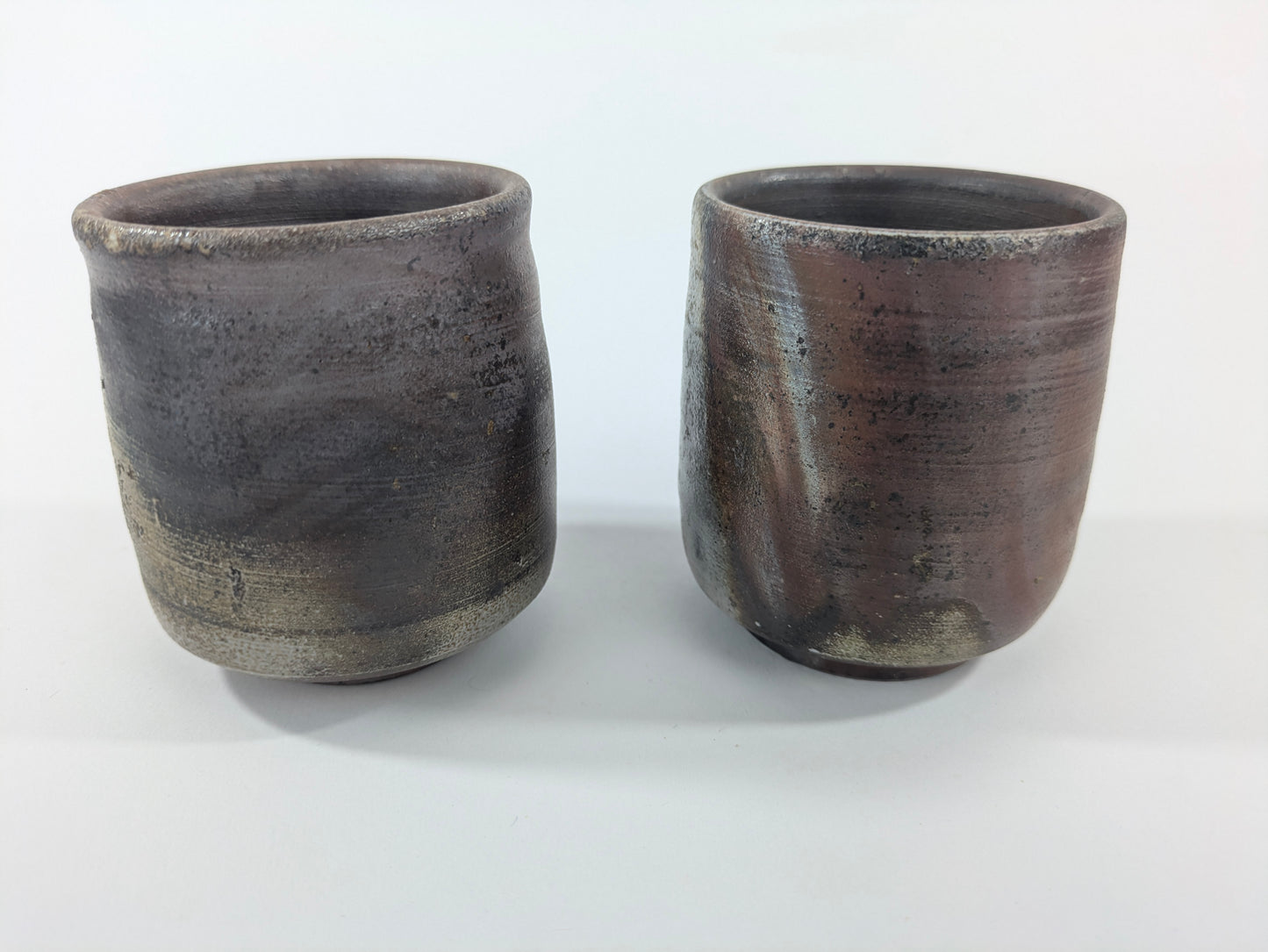 Japanese Bizen Ware Yunomi Tea Cup Pair Wood Fired Hidasuki Goma Ash Glaze Showa 3"H