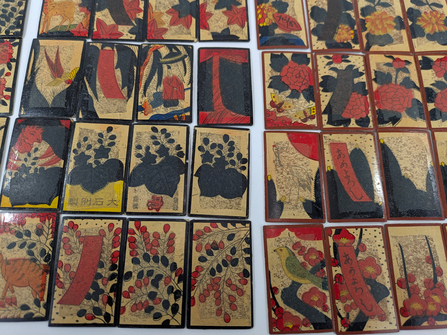 Vintage Compleate Set of Hanafude Cards w/ Kiri Wood Box