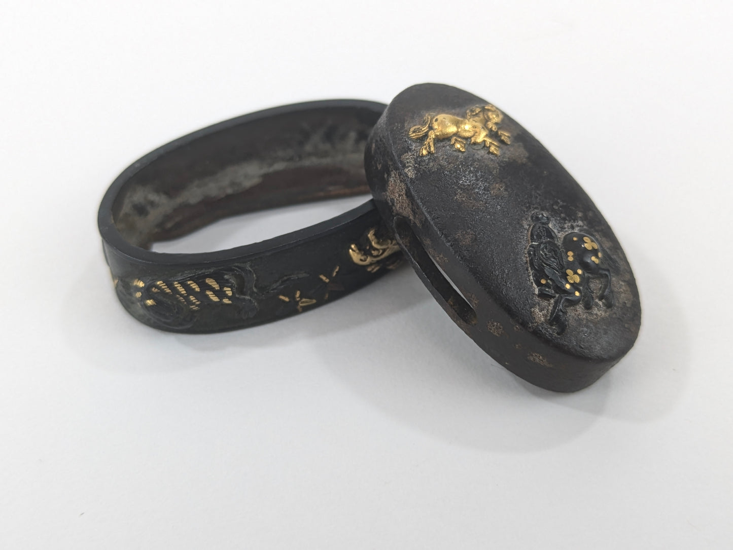 Antique Japanese Edo-Period Sword Katana Fuchi & Kashira Samurai in Gold on Shakudō,