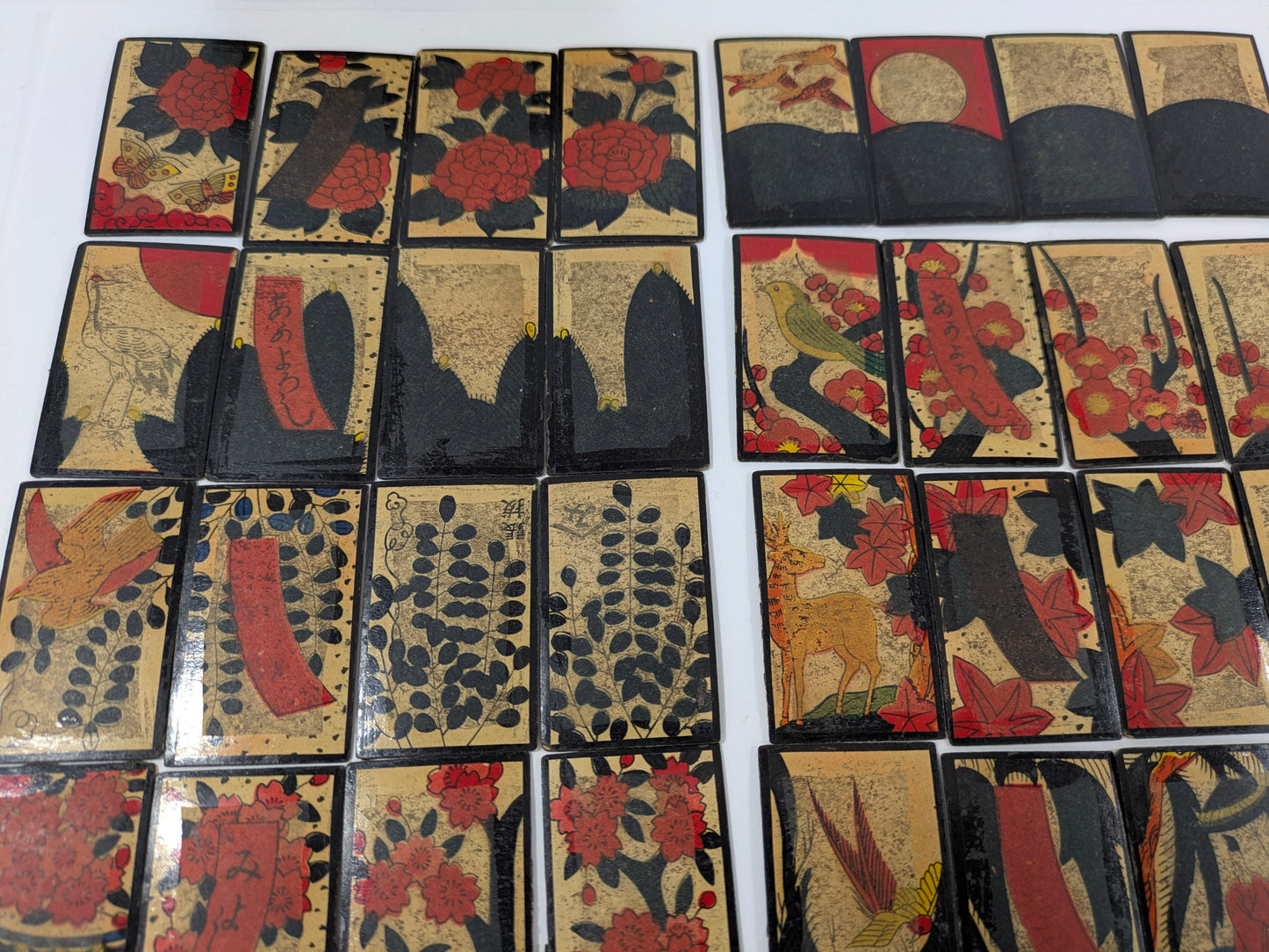 Vintage Compleate Set of Hanafude Cards w/ Kiri Wood Box