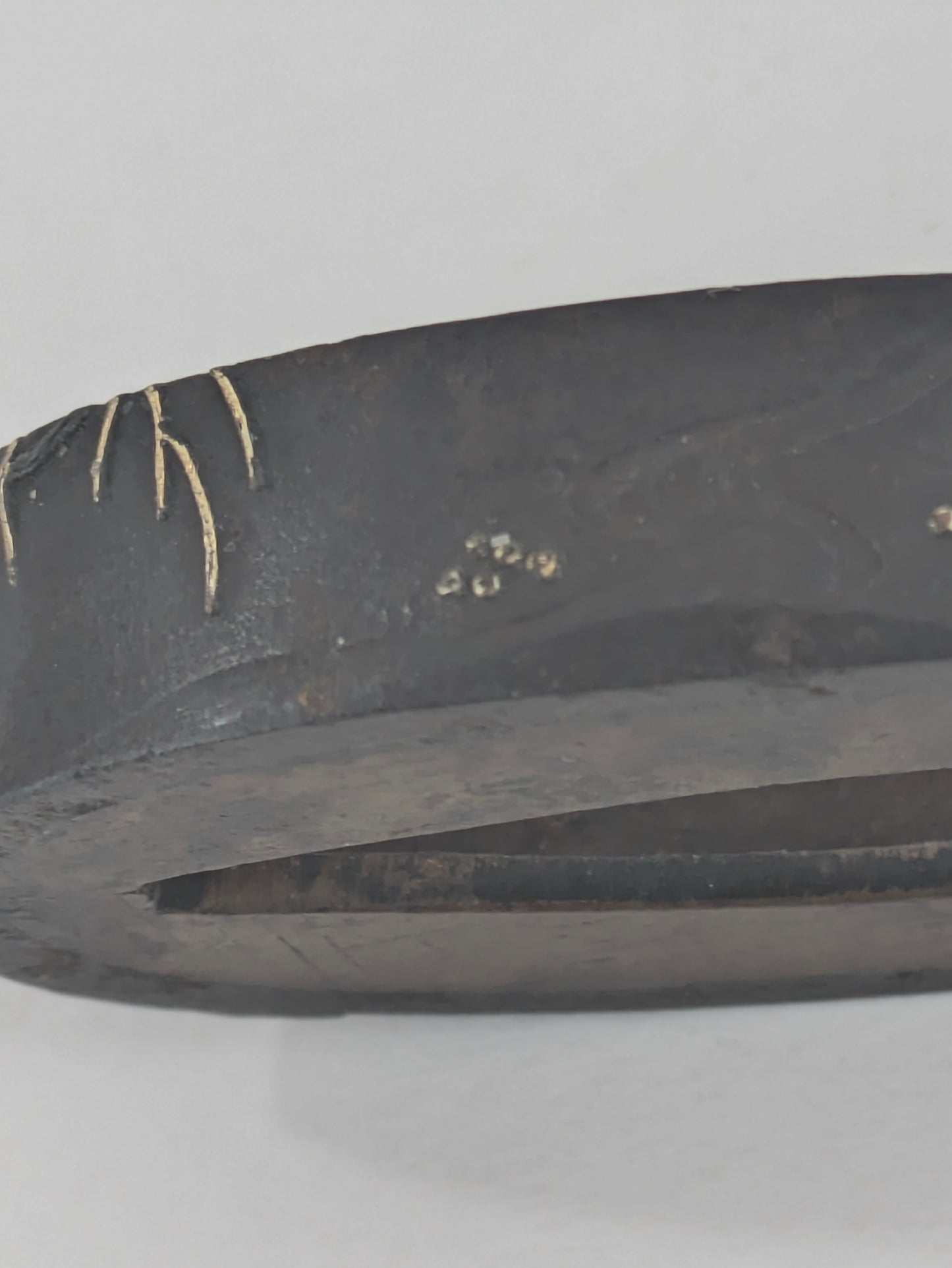 Antique Japanese Edo-Period Sword Katana Fuchi Samurai in Gold on Shakudō,