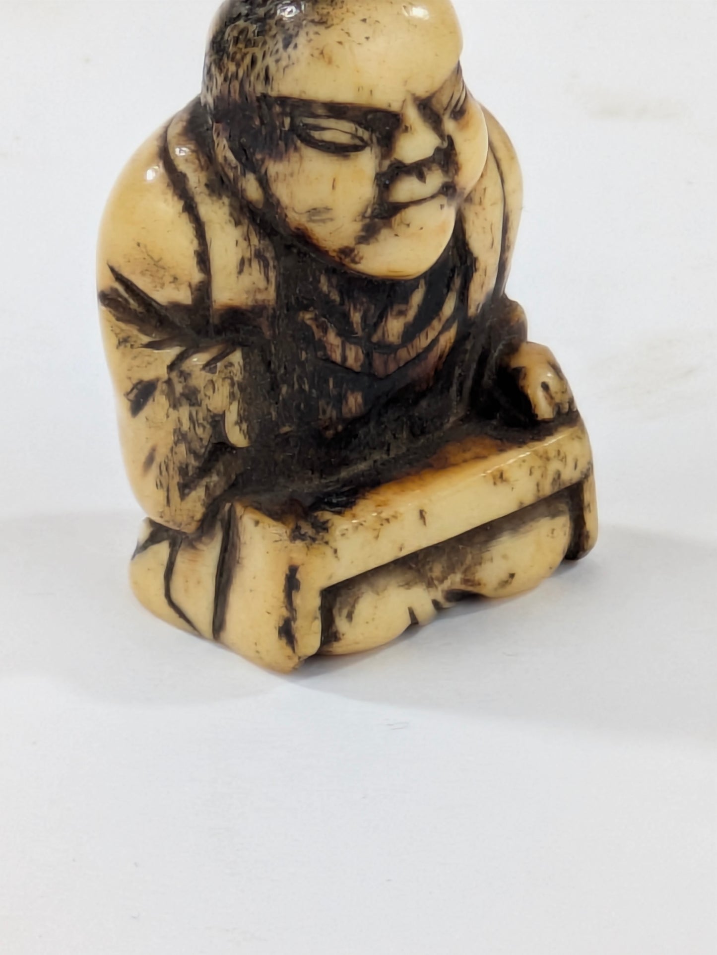 Antique Japanese Edo Period Man Sitting At Writing Desk Netsuke in Antler 1.5"